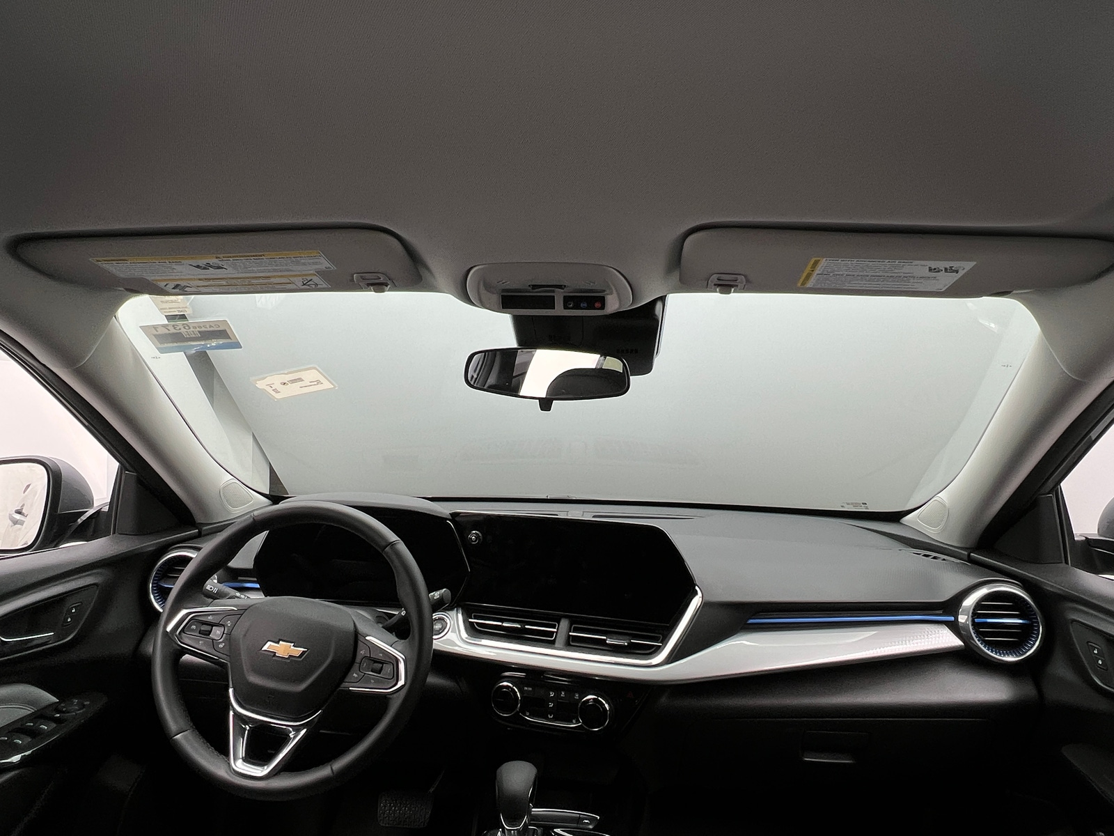 Thumbnail: 2025 Chevrolet Trax - 3