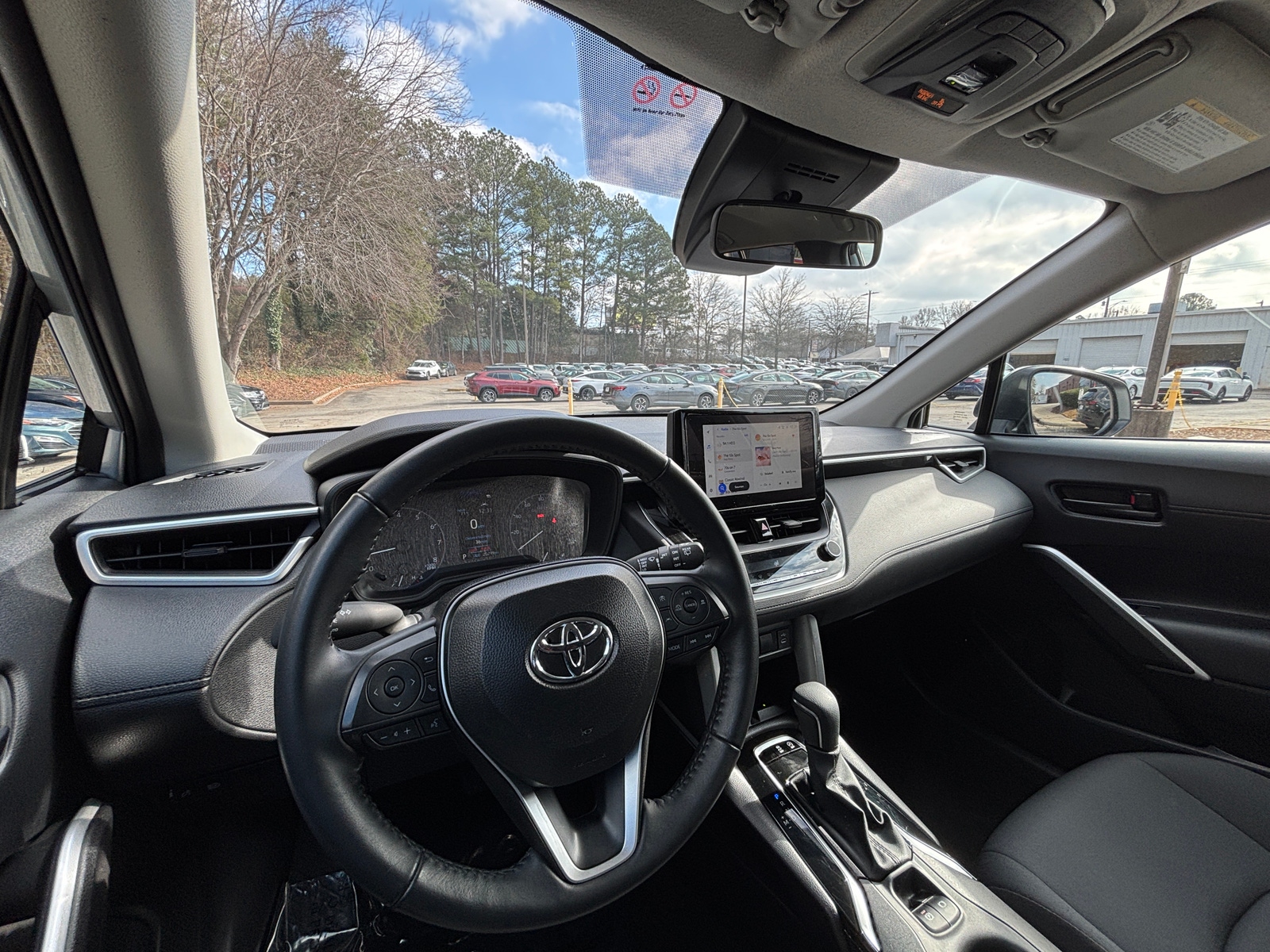 Thumbnail: 2025 Toyota Corolla Cross - 3