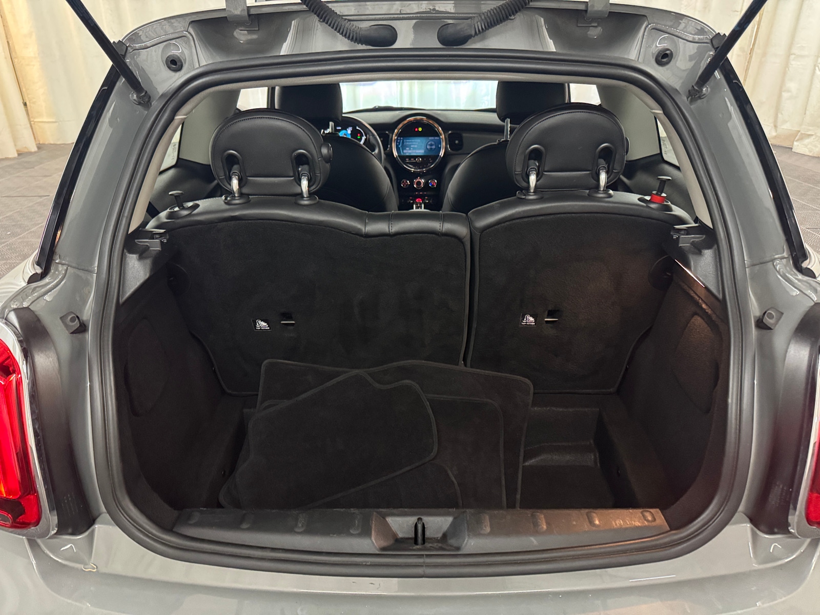 Thumbnail: 2022 MINI Cooper Hardtop - 6