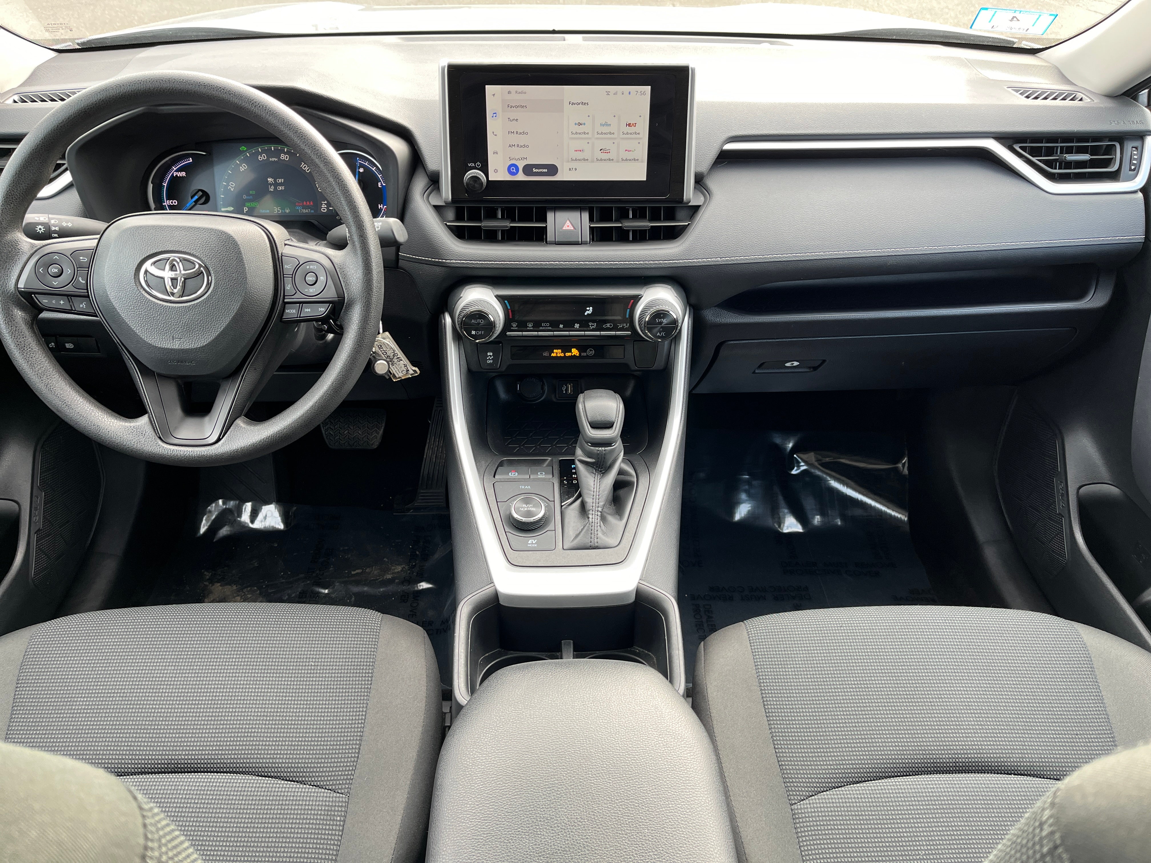 Thumbnail: 2025 Toyota RAV4 - 3