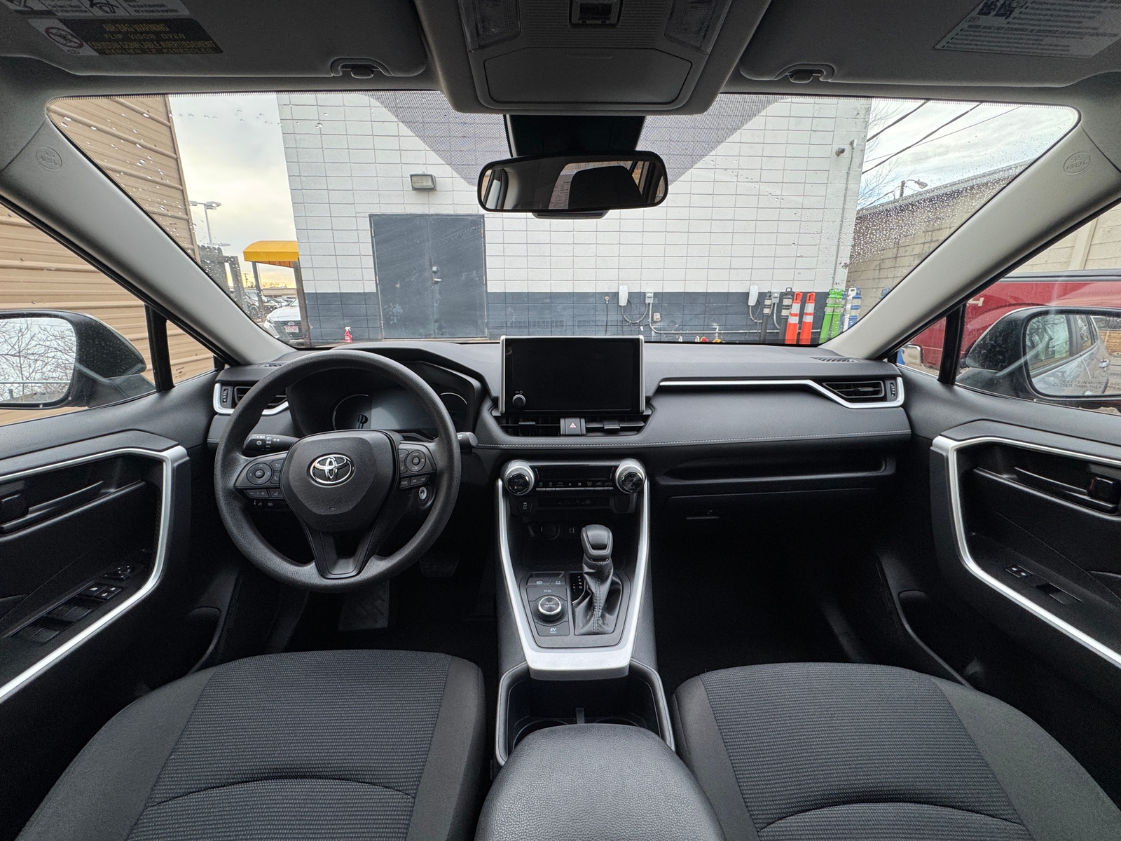 Thumbnail: 2025 Toyota RAV4 - 3