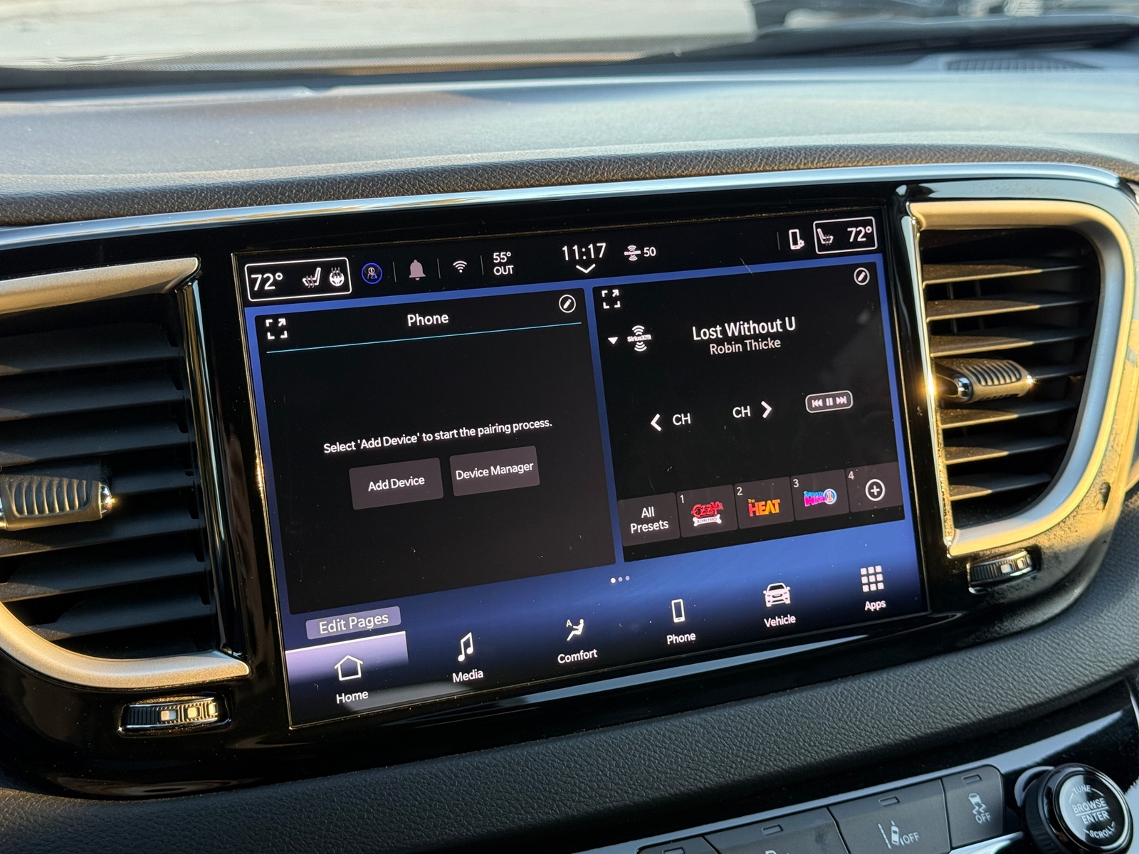 Thumbnail: 2025 Chrysler Pacifica - 4