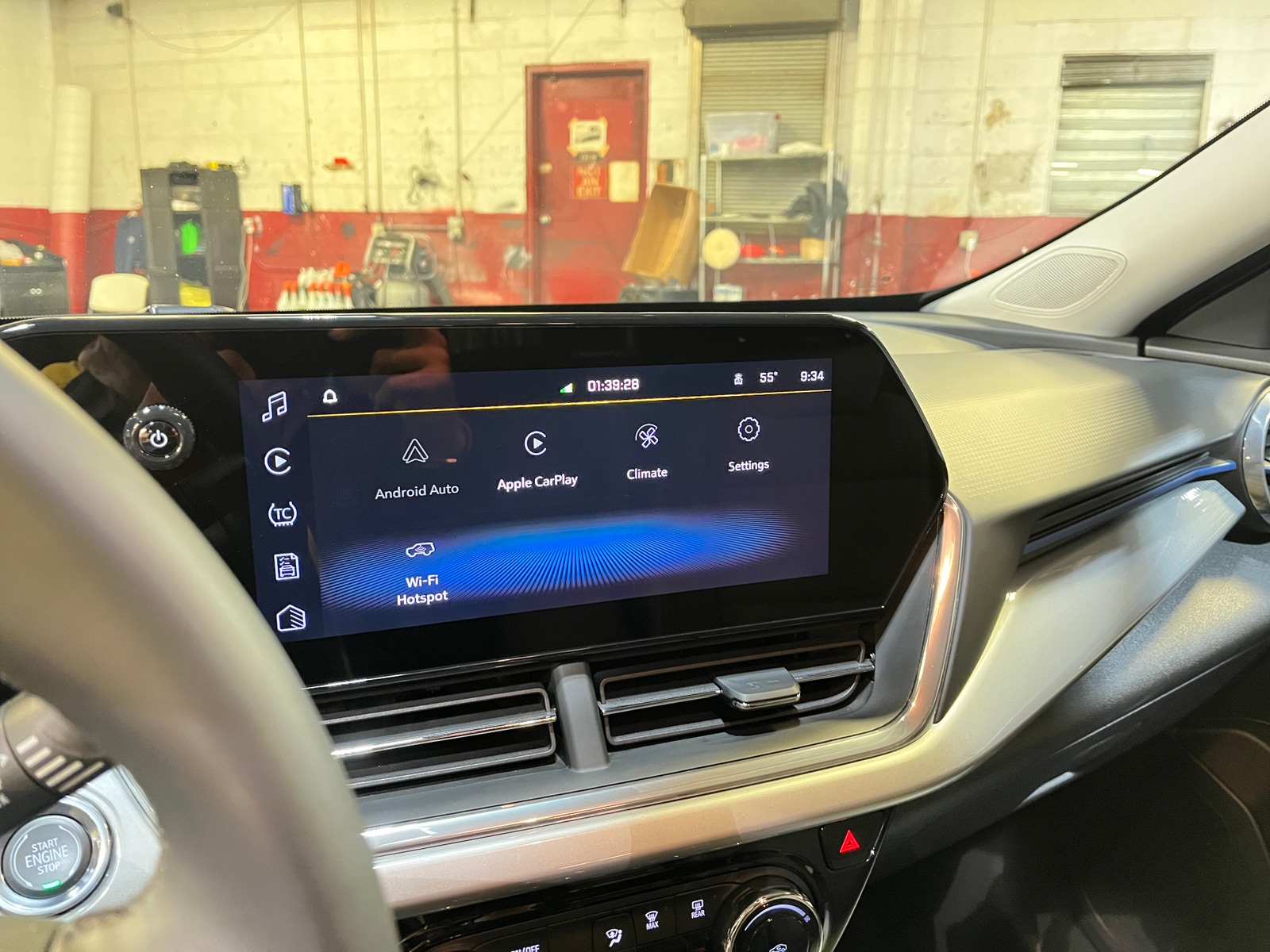 Thumbnail: 2025 Chevrolet Trax - 4