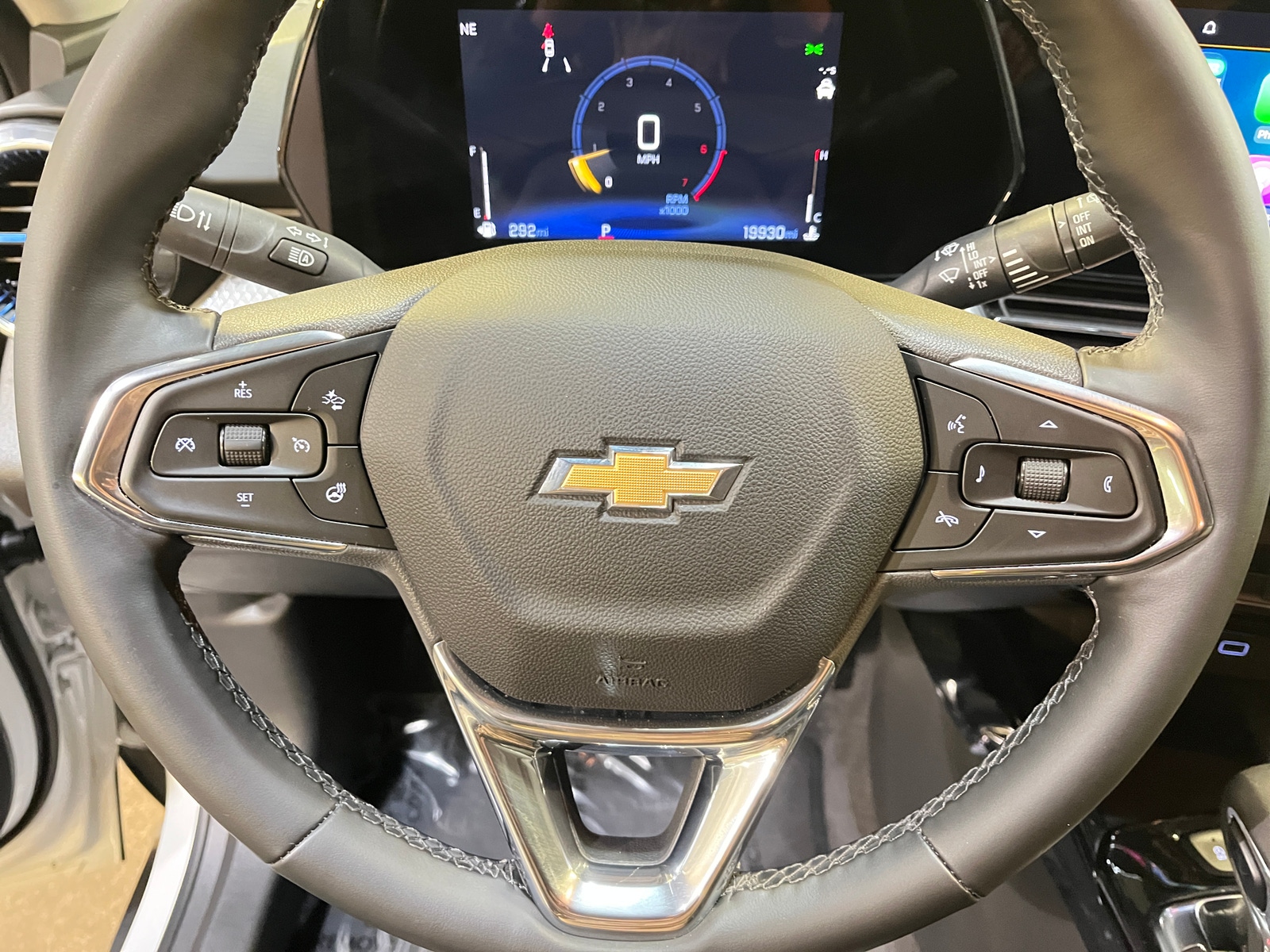 Thumbnail: 2025 Chevrolet Trax - 5