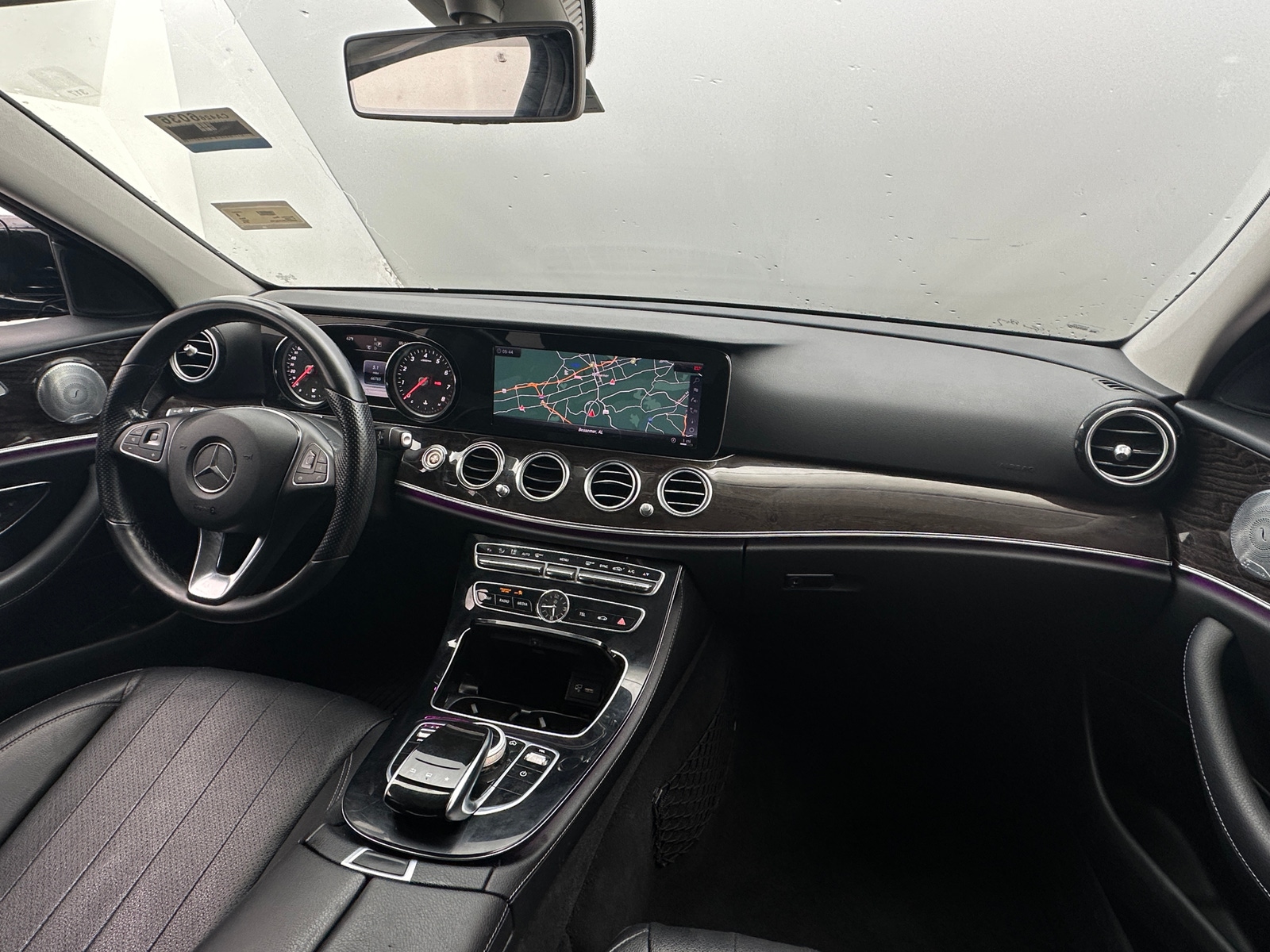 Thumbnail: 2018 Mercedes-Benz E-Class - 2