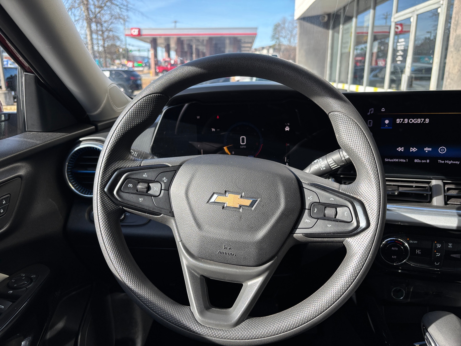 Thumbnail: 2025 Chevrolet Trax - 5