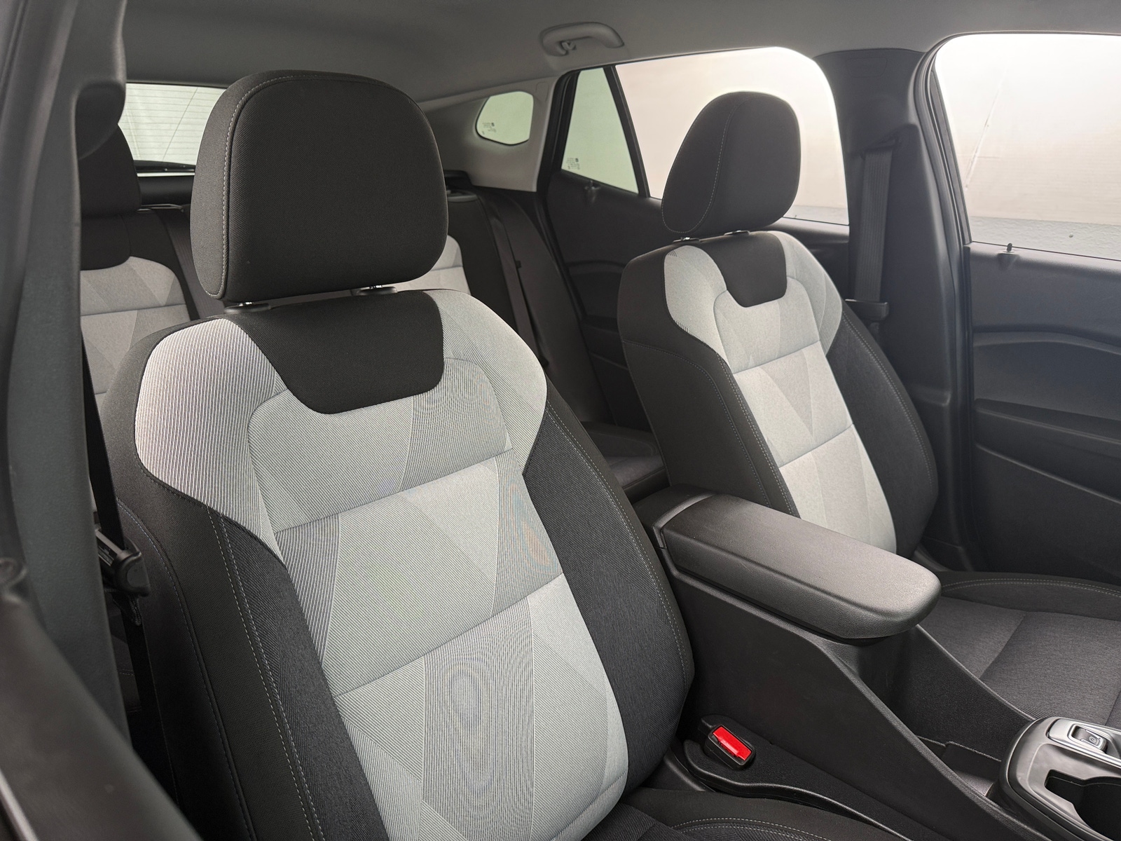 Thumbnail: 2024 Chevrolet Trax - 2