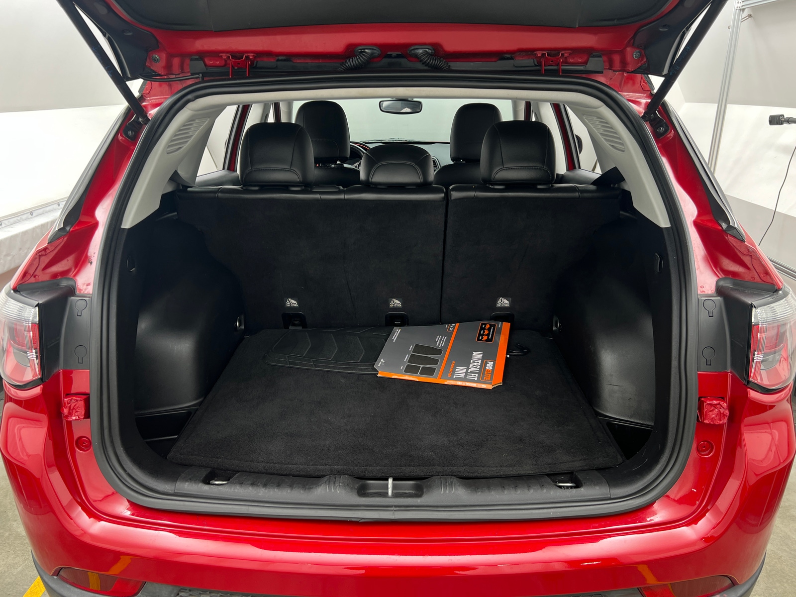 Thumbnail: 2019 Jeep Compass - 7