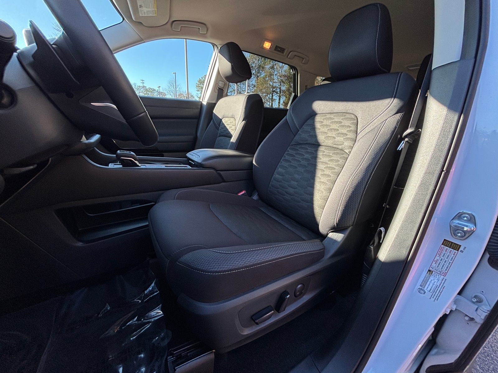 Thumbnail: 2025 Nissan Pathfinder - 2