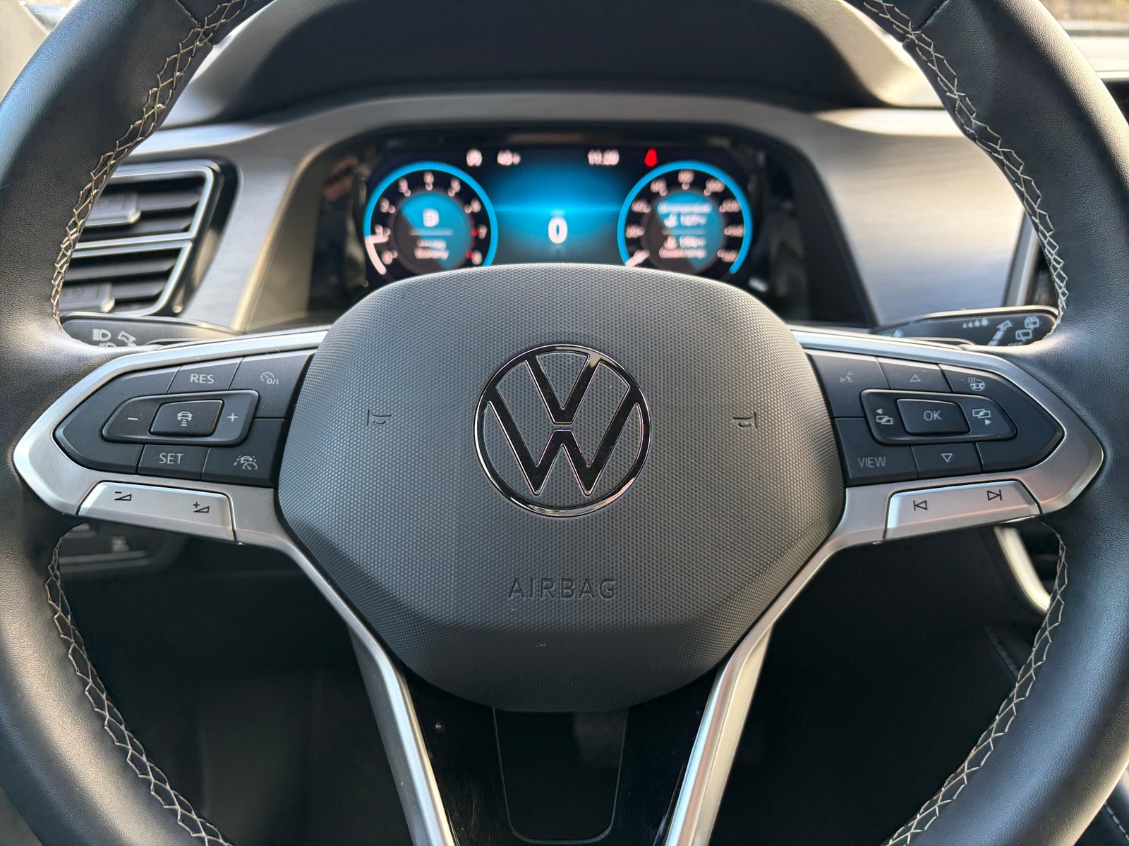 Thumbnail: 2025 Volkswagen Atlas - 4