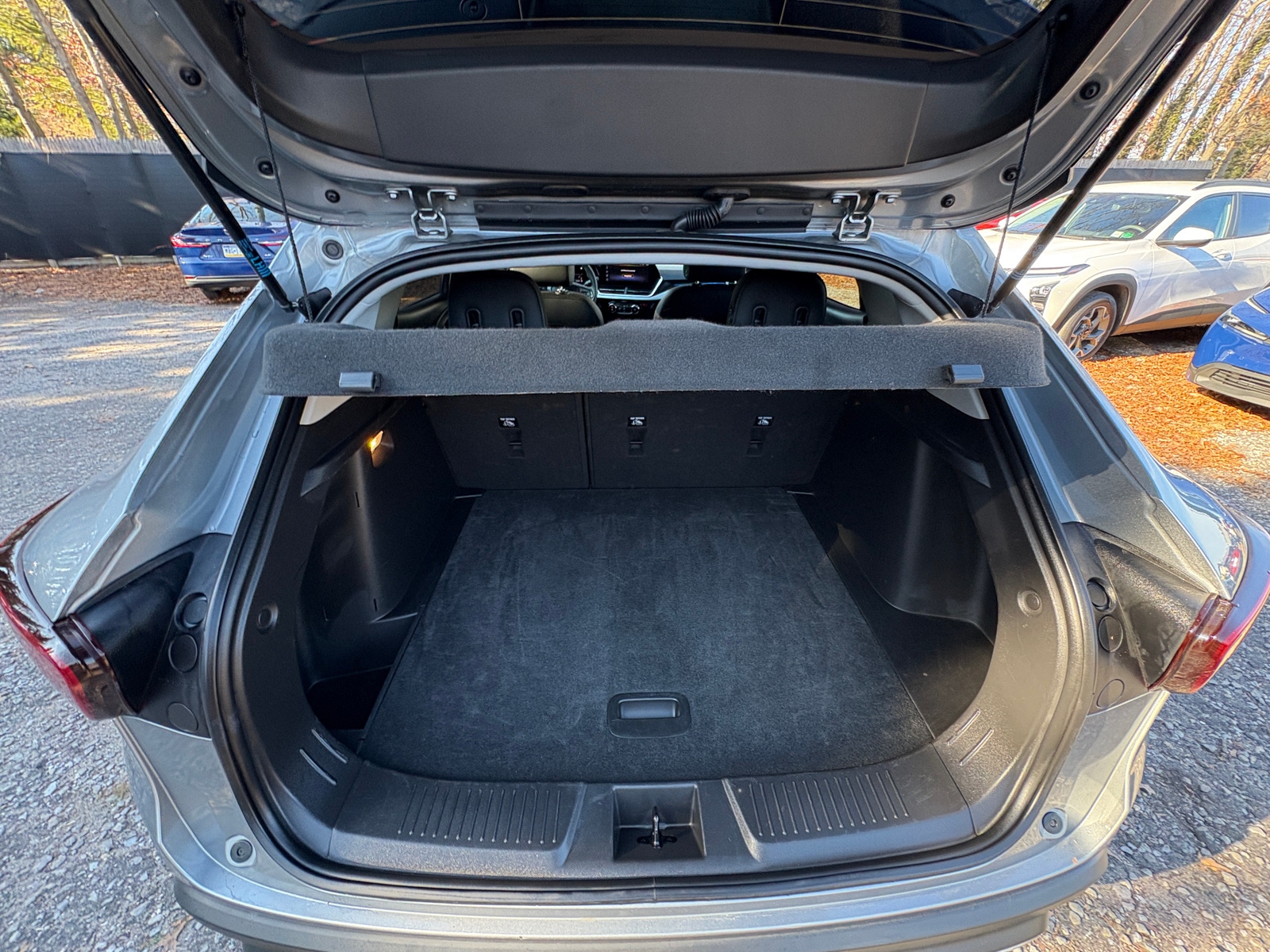 Thumbnail: 2025 Chevrolet Trax - 5