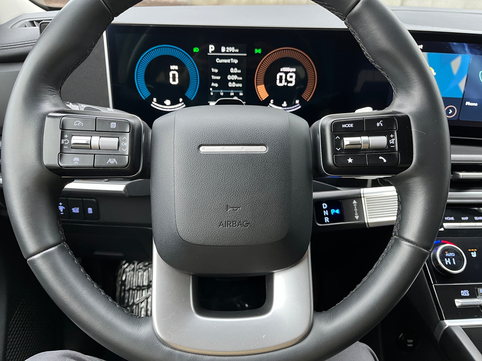 Thumbnail: 2025 Hyundai Santa Fe - 4