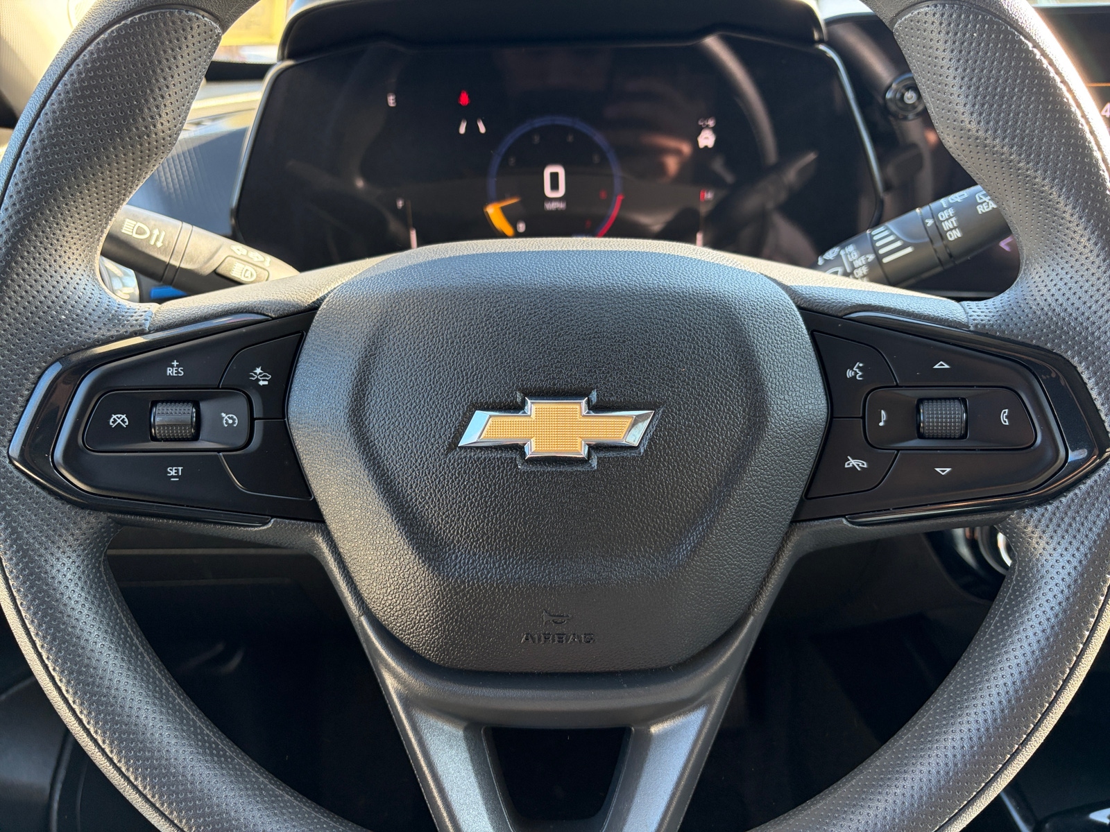 Thumbnail: 2025 Chevrolet Trax - 5