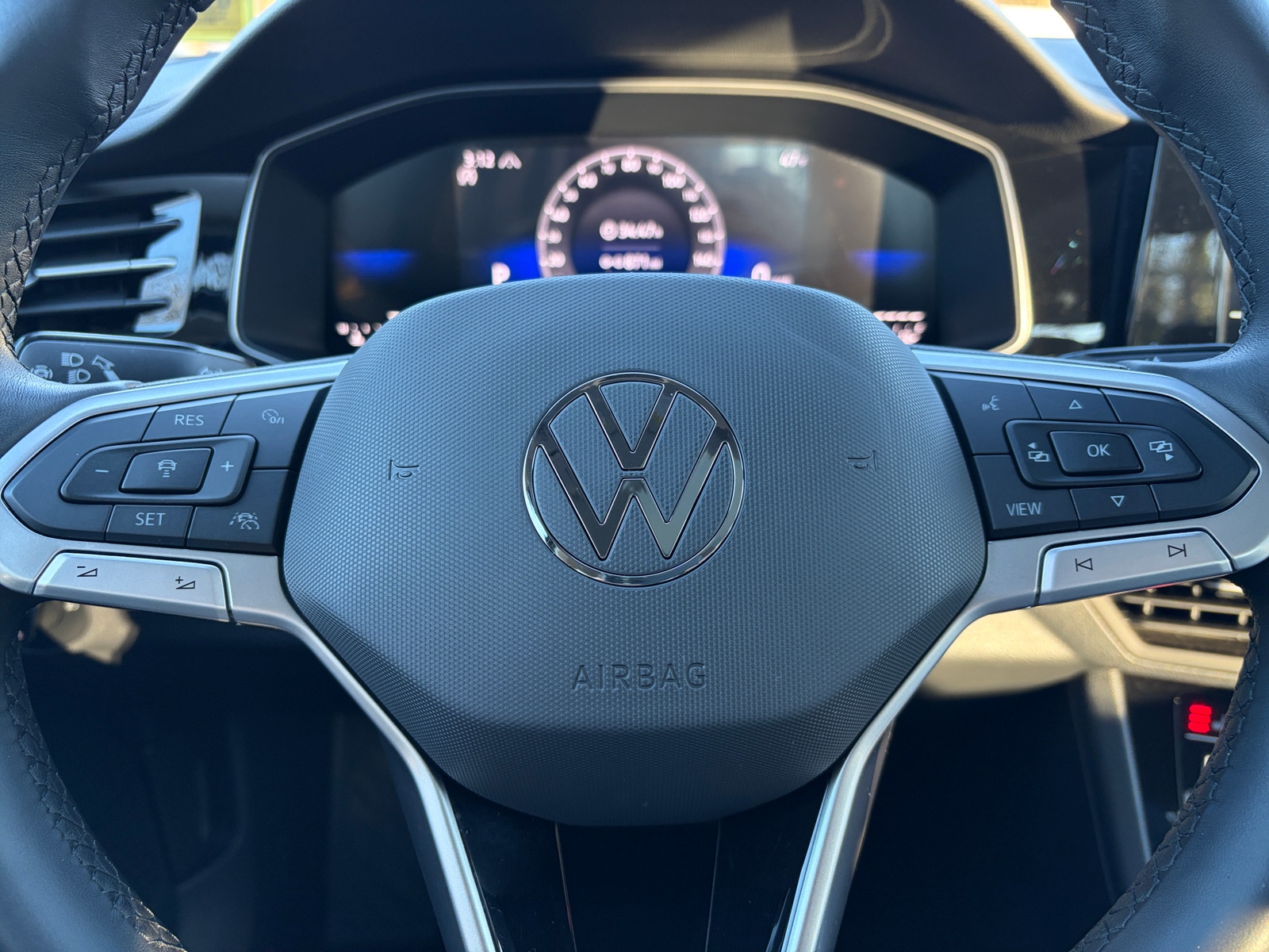 Thumbnail: 2025 Volkswagen Jetta - 5