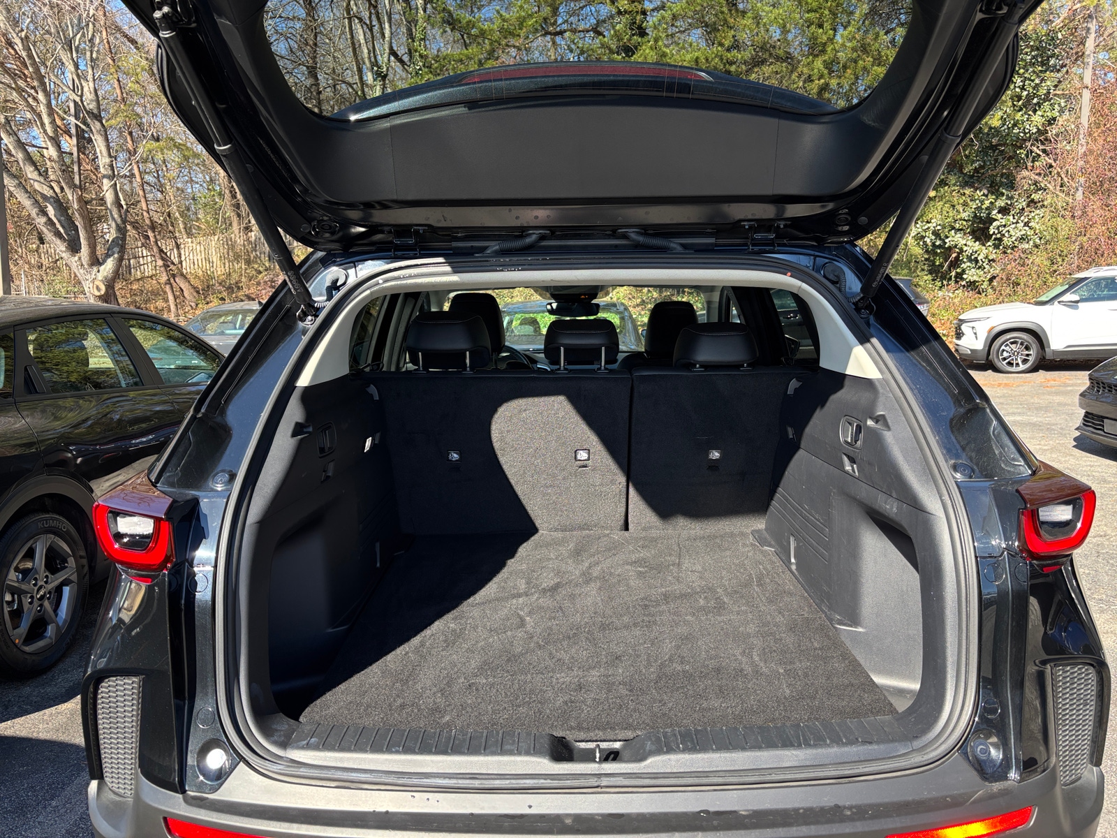 Thumbnail: 2025 Mazda CX-50 - 6