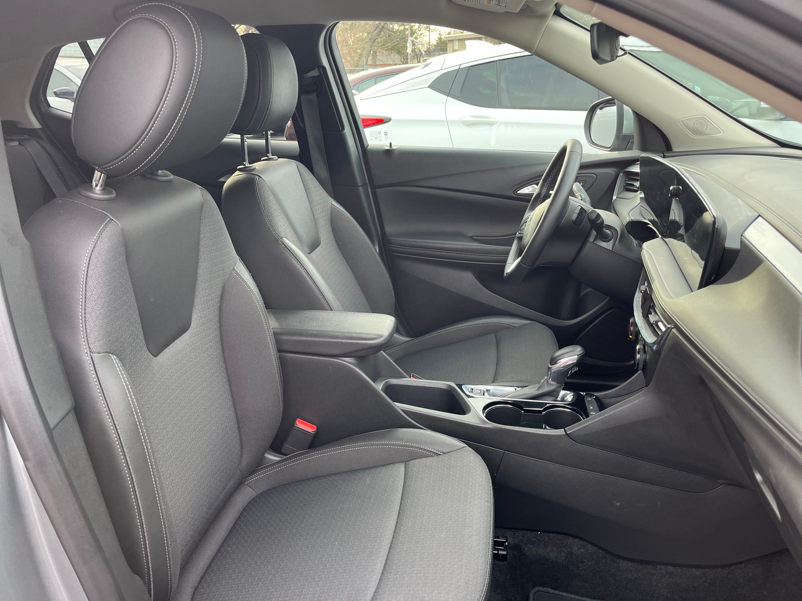 Thumbnail: 2025 Buick Encore GX - 2