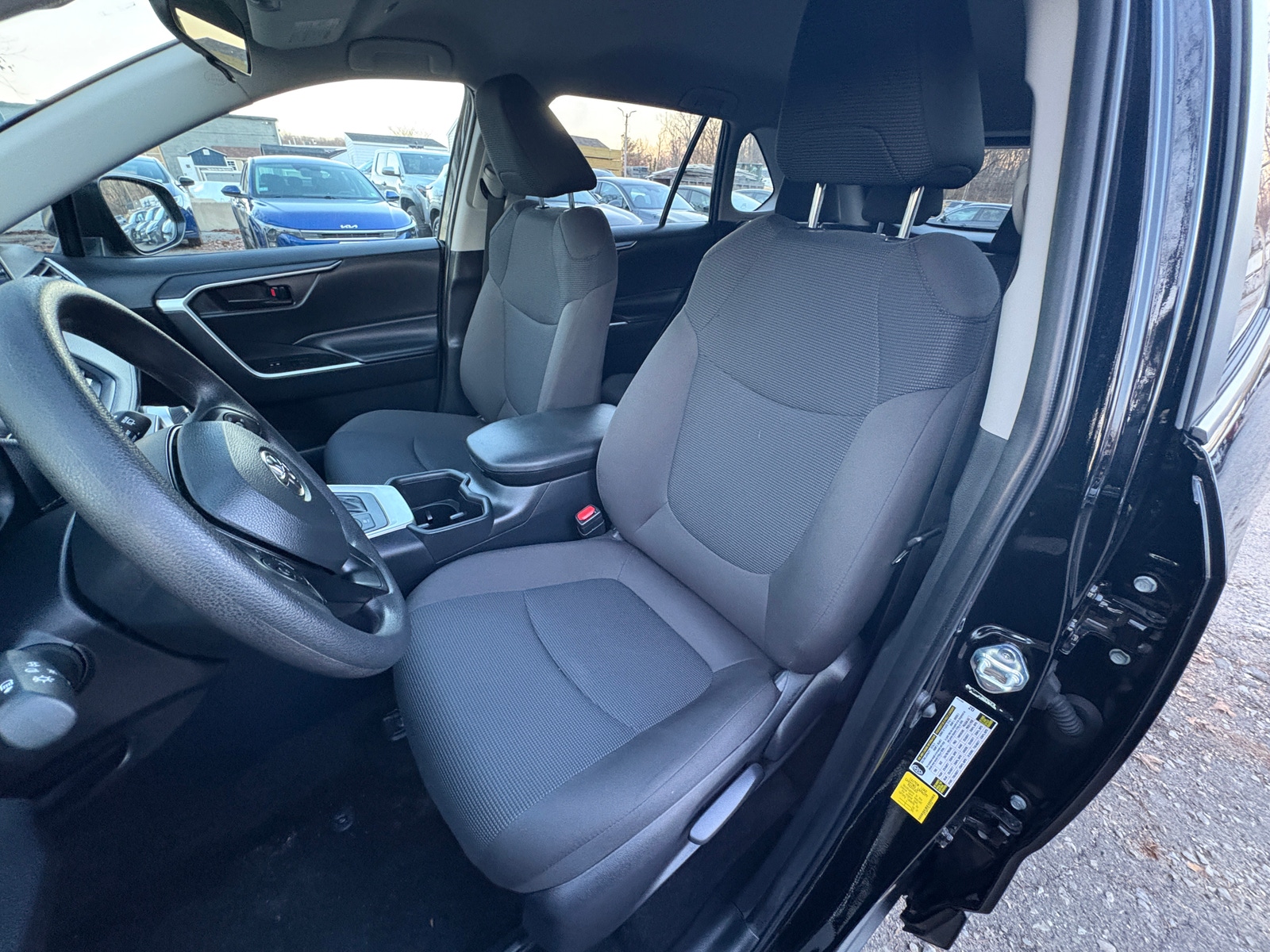 Thumbnail: 2025 Toyota RAV4 - 2