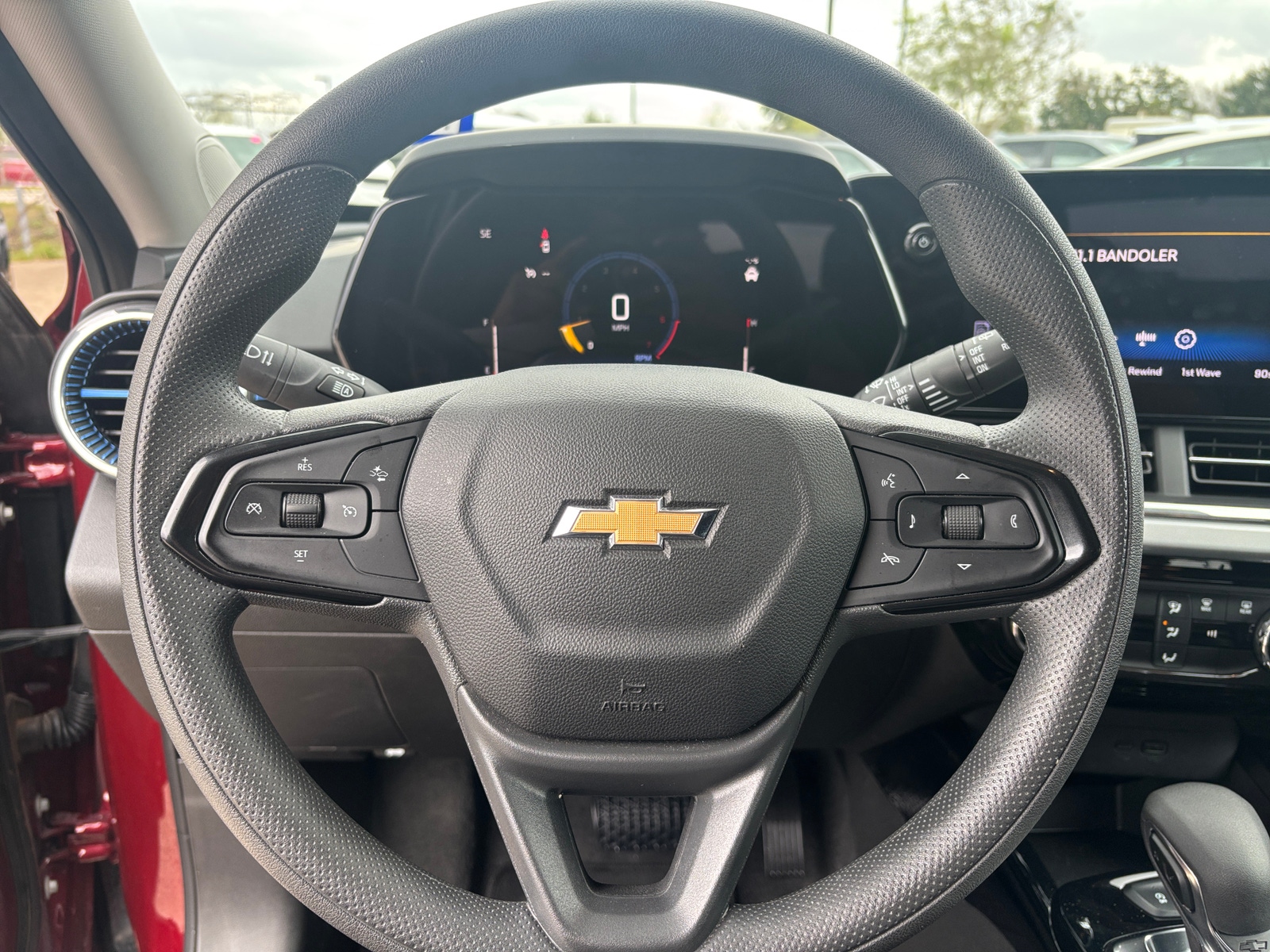 Thumbnail: 2025 Chevrolet Trax - 5