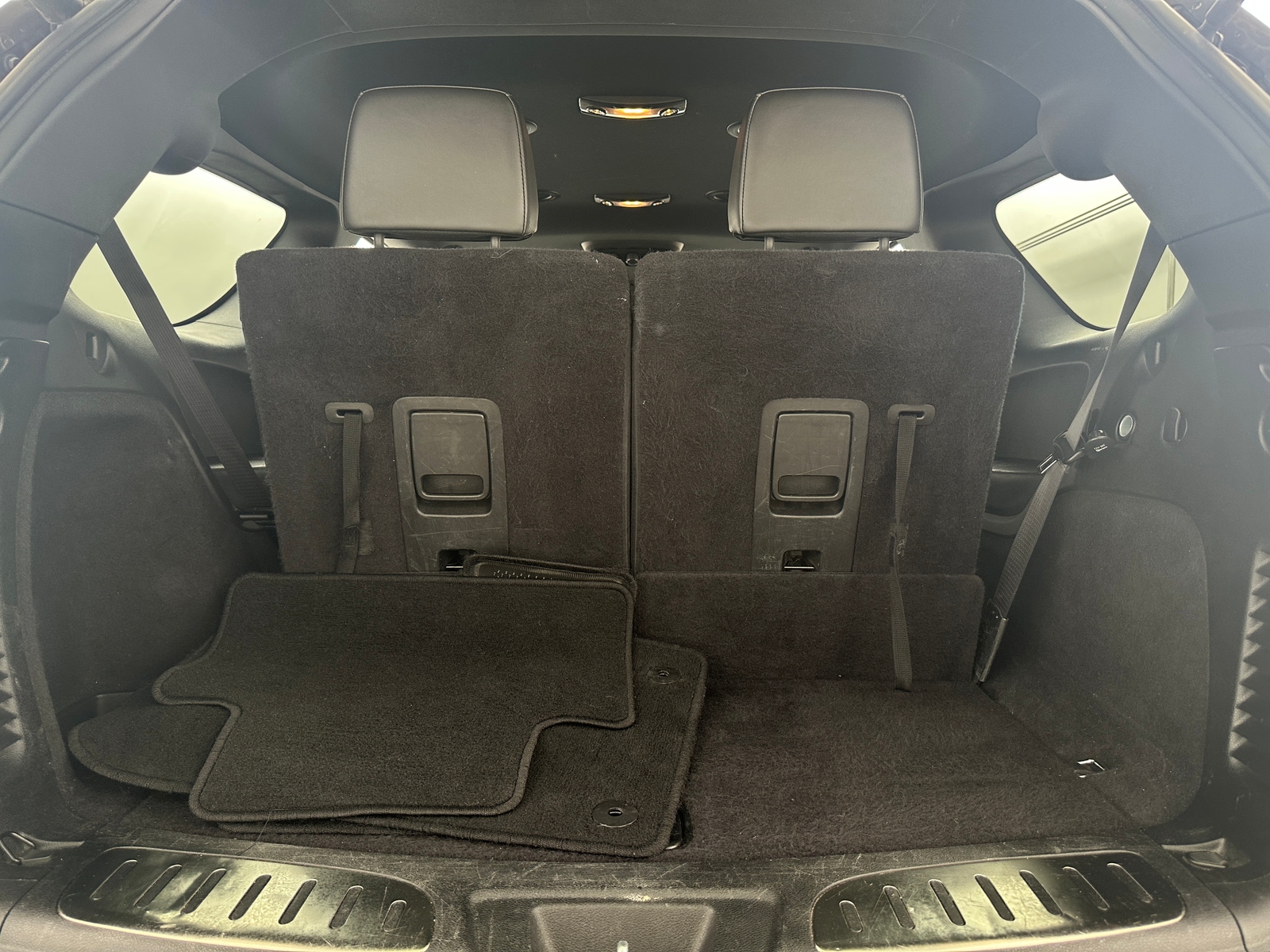 Thumbnail: 2021 Dodge Durango - 6