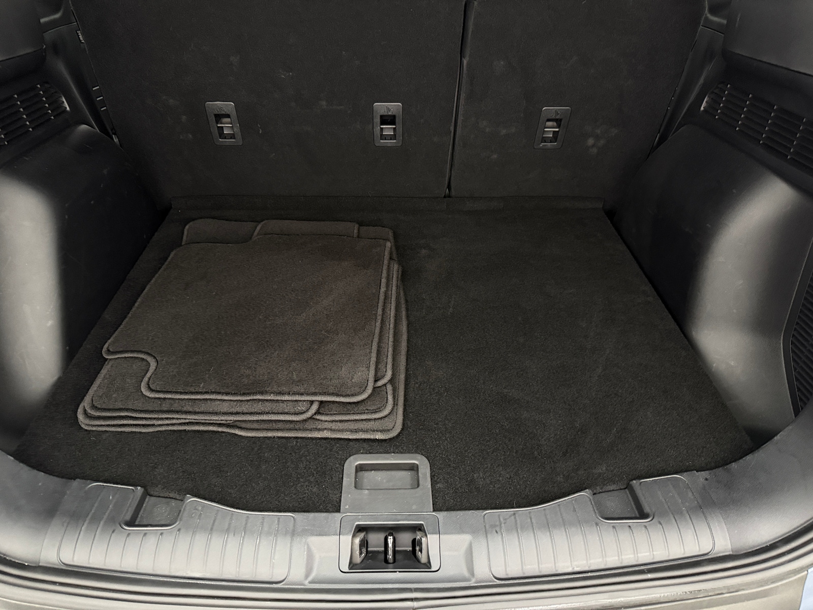 Thumbnail: 2025 Ford Escape - 6