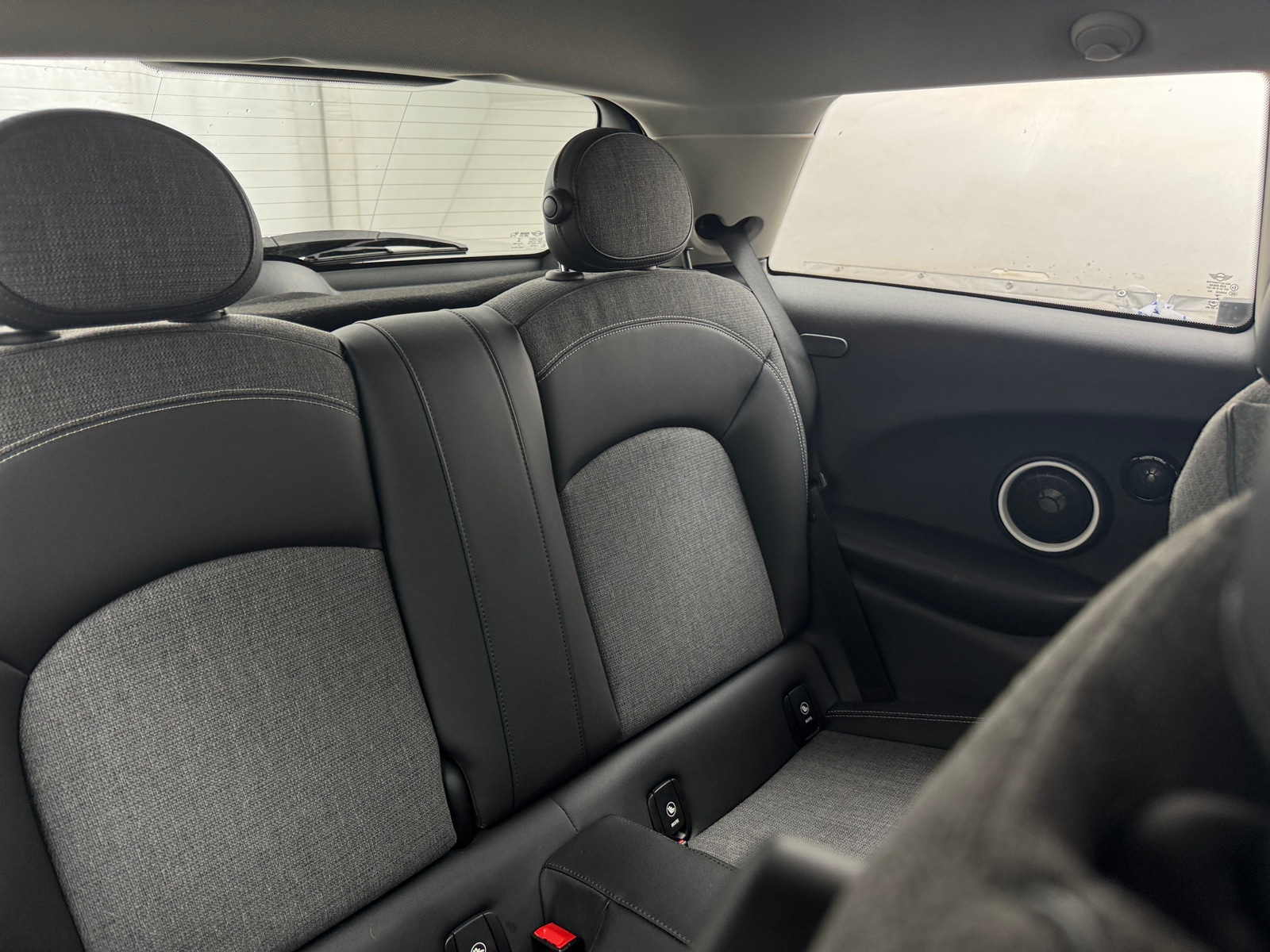 Thumbnail: 2014 MINI Cooper Hardtop - 6