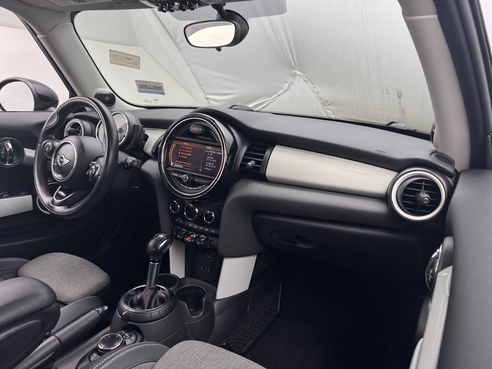 Thumbnail: 2014 MINI Cooper Hardtop - 3