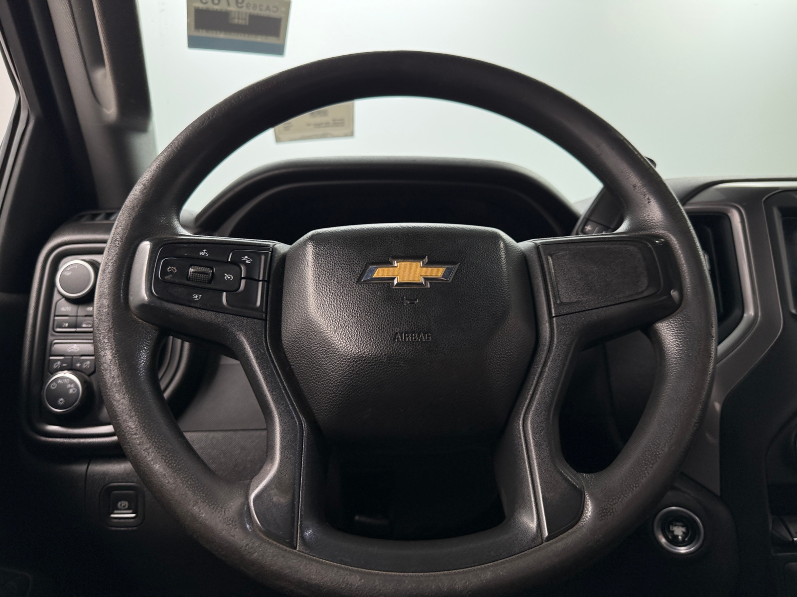 Thumbnail: 2022 Chevrolet Silverado 1500 - 3