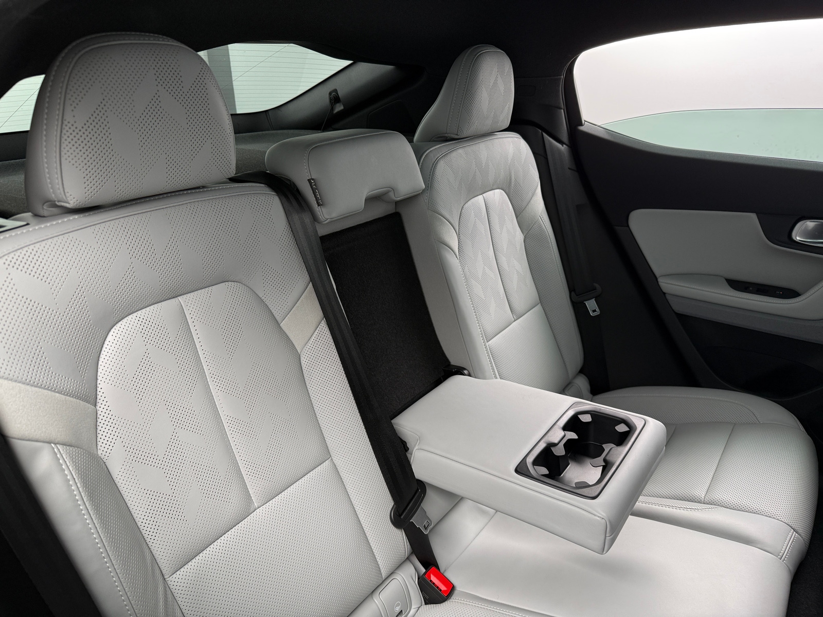 Thumbnail: 2023 Polestar 2 - 5