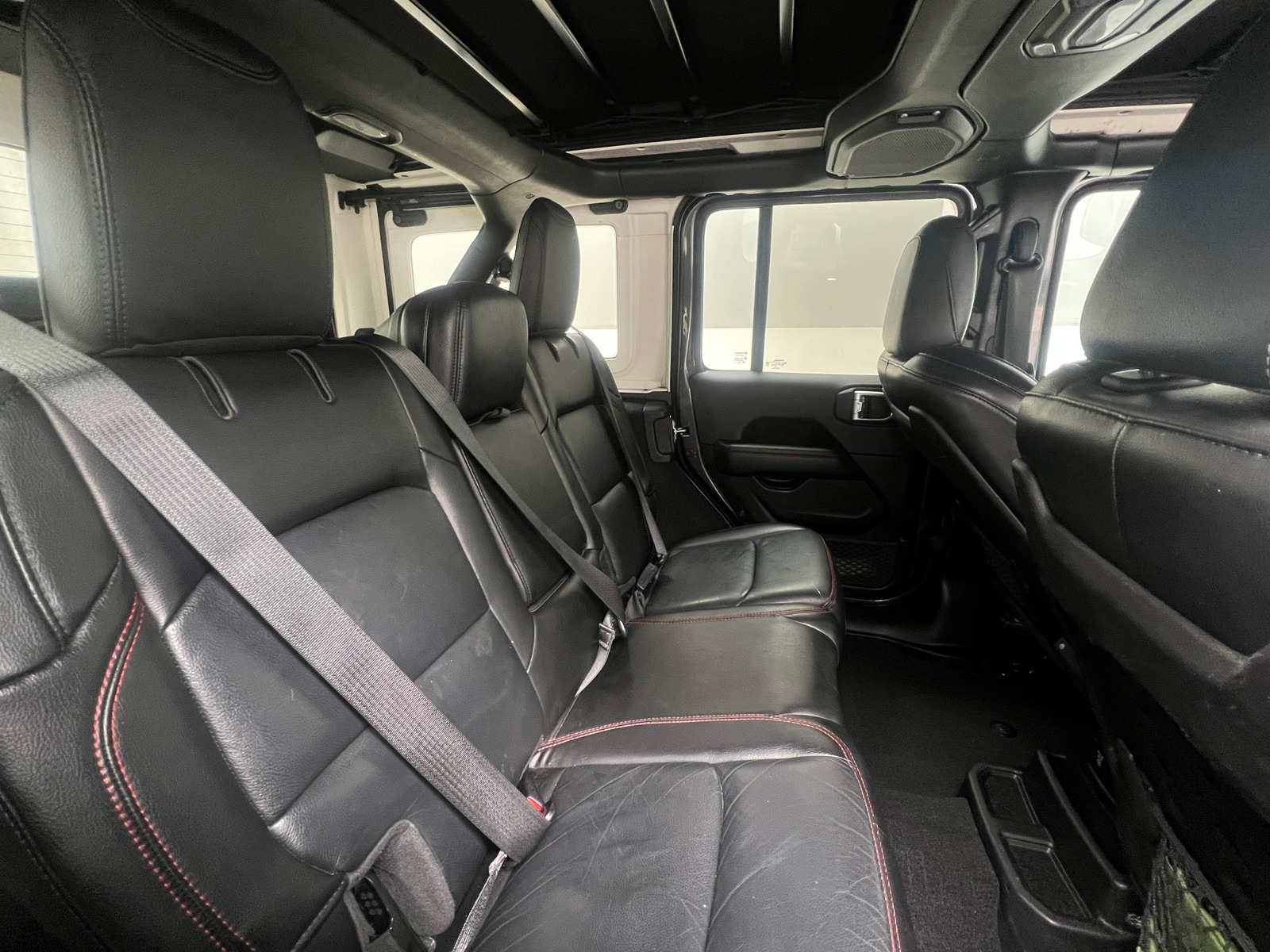 Thumbnail: 2019 Jeep Wrangler - 6