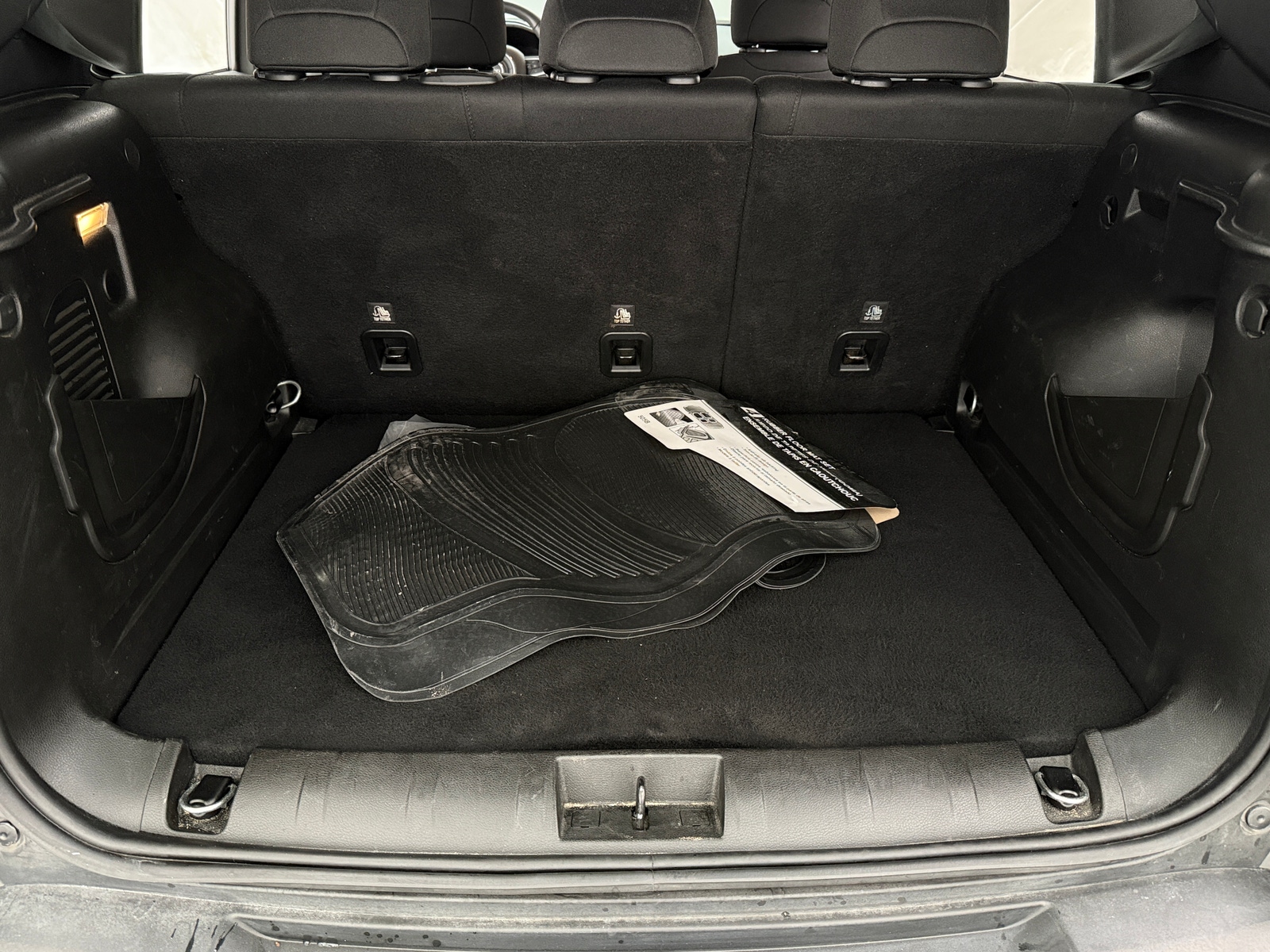 Thumbnail: 2021 Jeep Renegade - 7