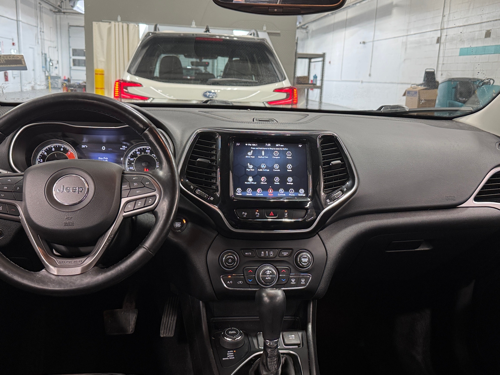 Thumbnail: 2021 Jeep Cherokee - 2