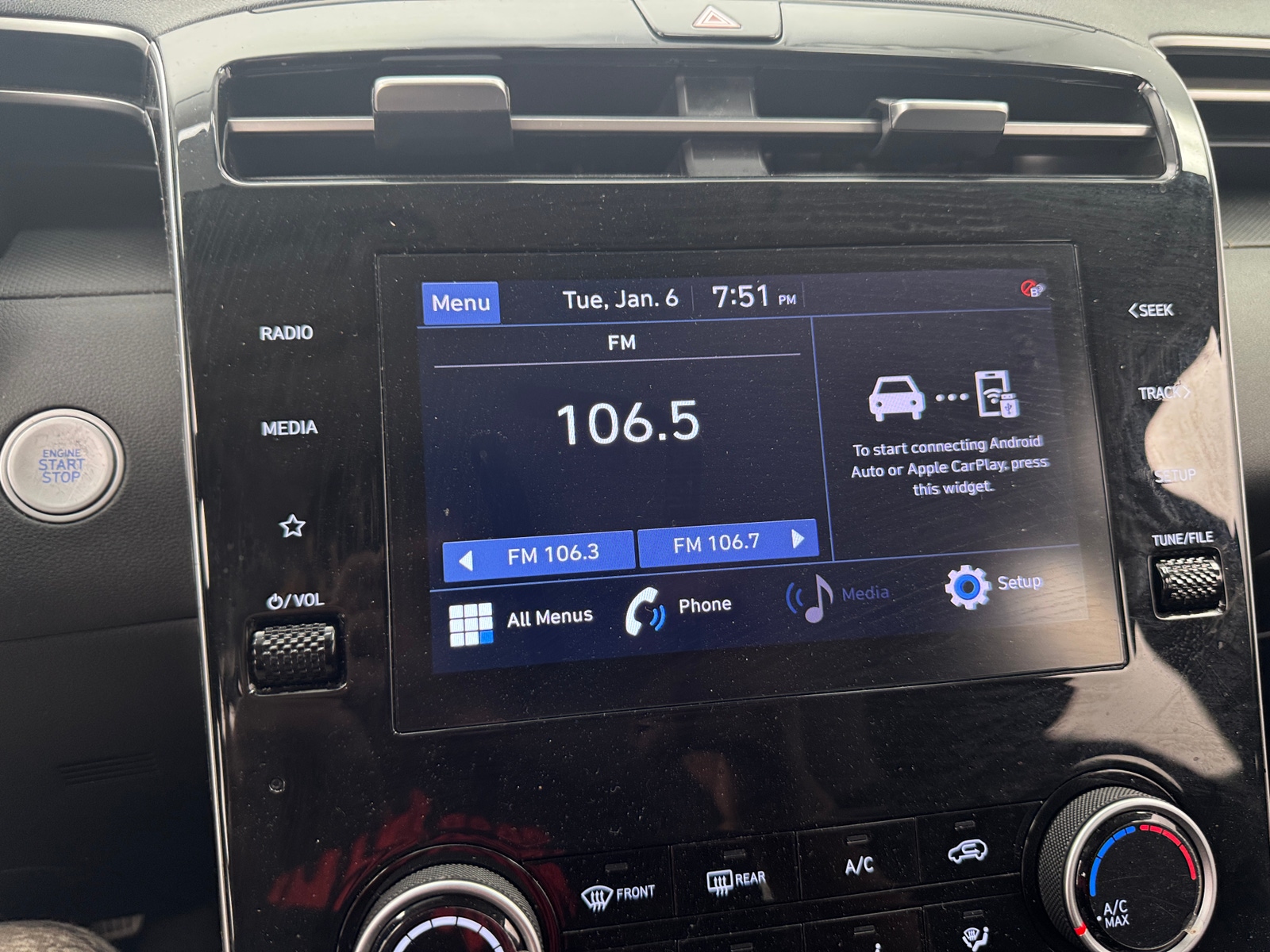 Thumbnail: 2022 Hyundai Tucson - 4