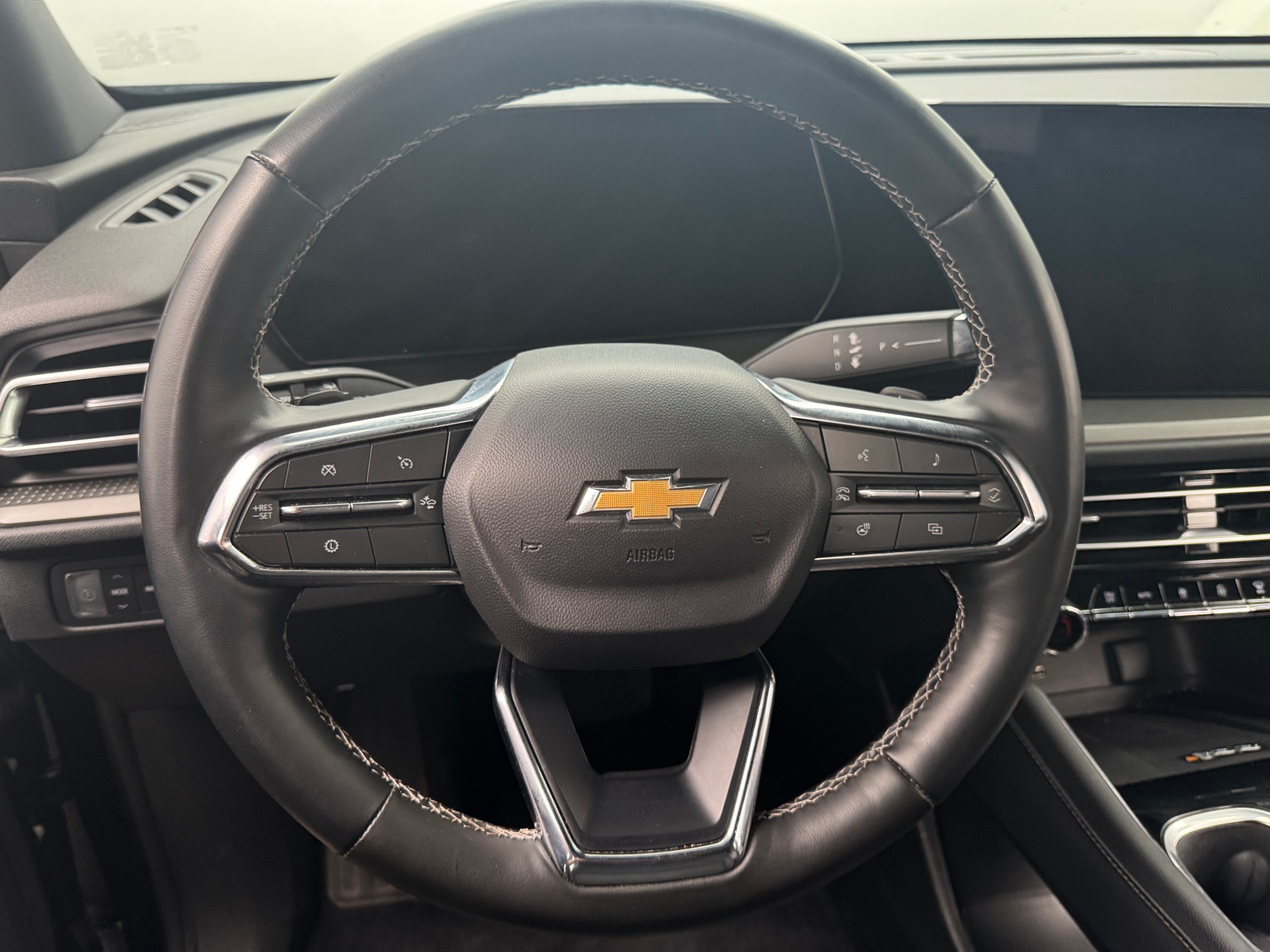 Thumbnail: 2025 Chevrolet Traverse - 5