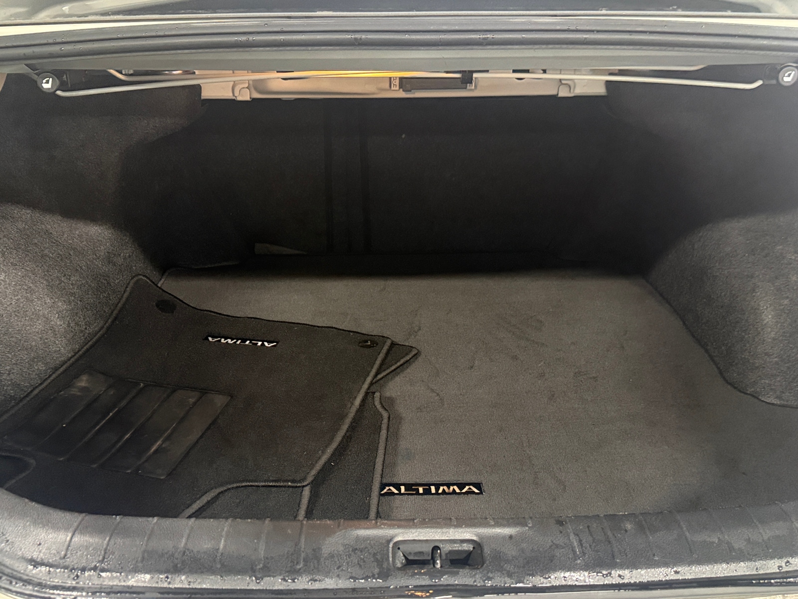 Thumbnail: 2020 Nissan Altima - 7