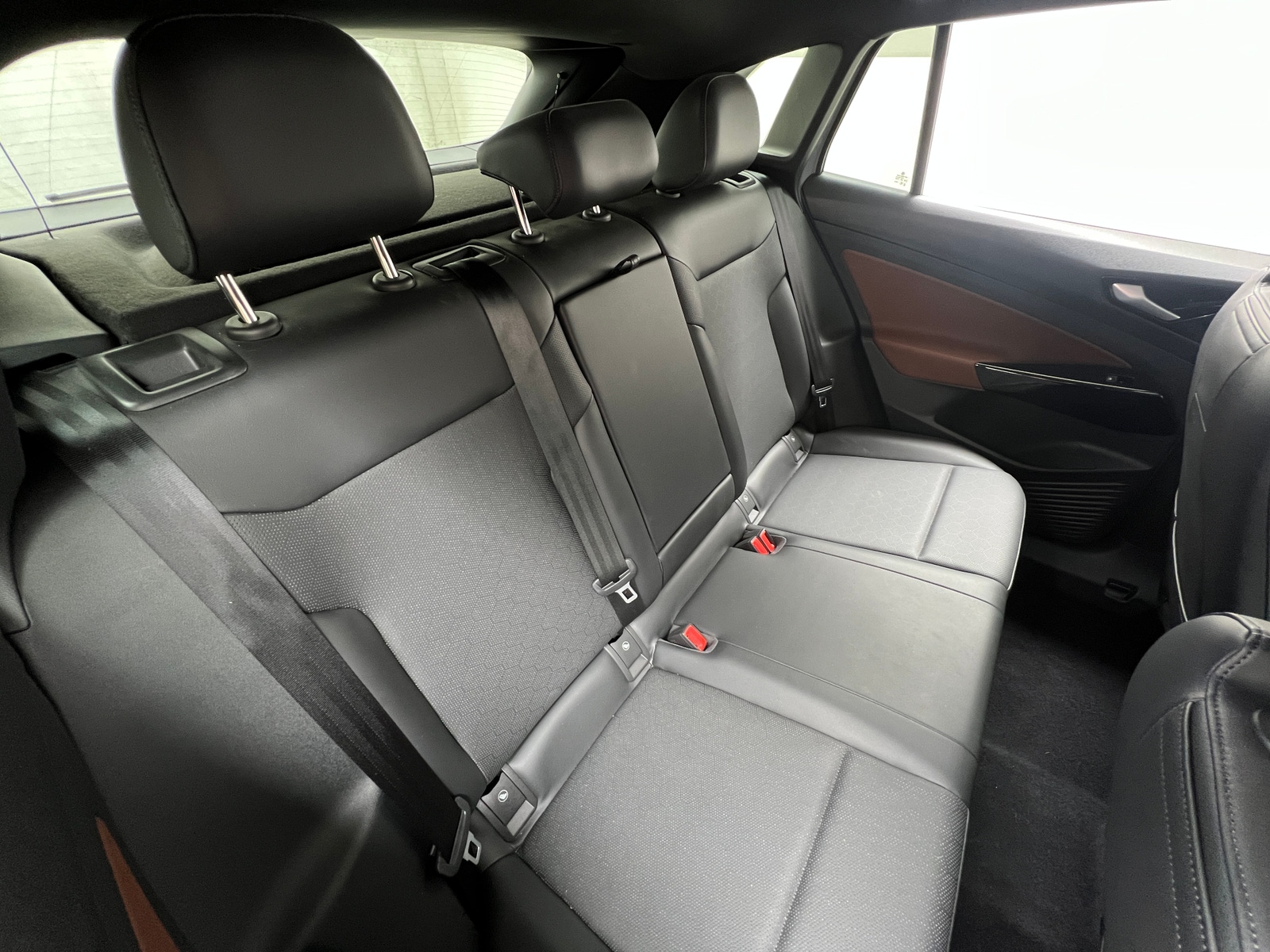 Thumbnail: 2022 Volkswagen ID.4 - 5