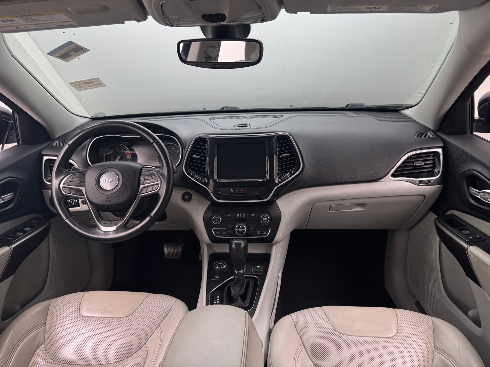 Thumbnail: 2019 Jeep Cherokee - 2