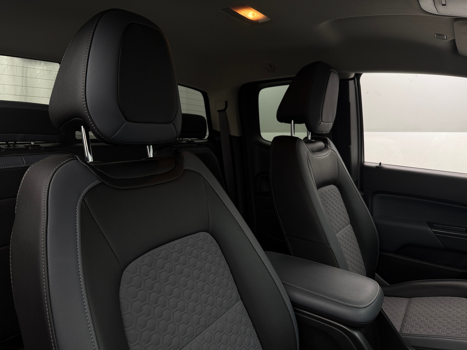 Thumbnail: 2018 Chevrolet Colorado - 2