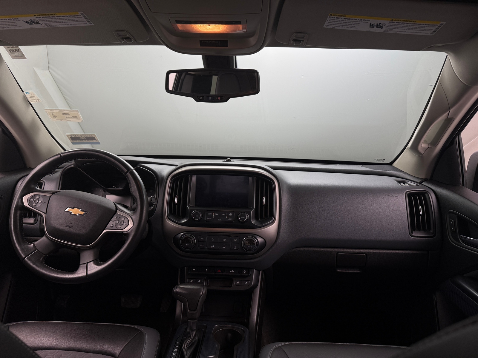 Thumbnail: 2018 Chevrolet Colorado - 3