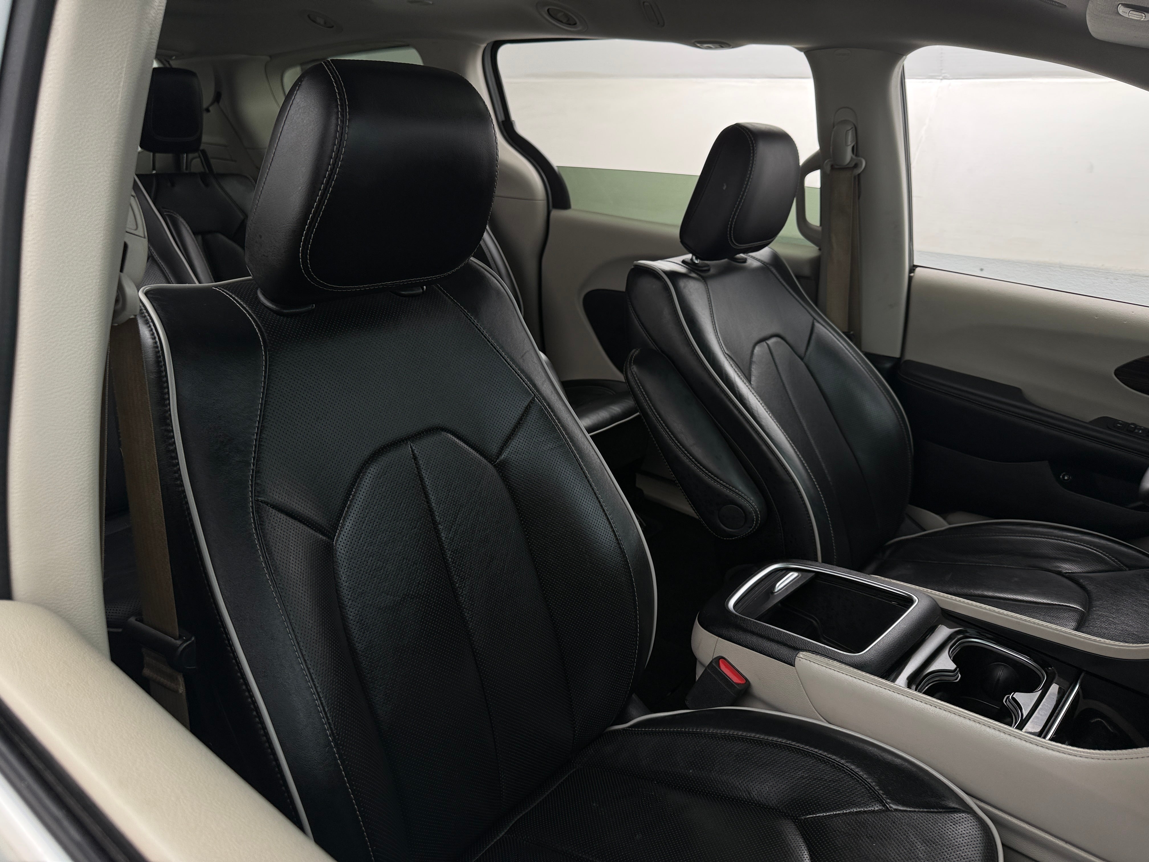 2023 Chrysler Pacifica Hybrid