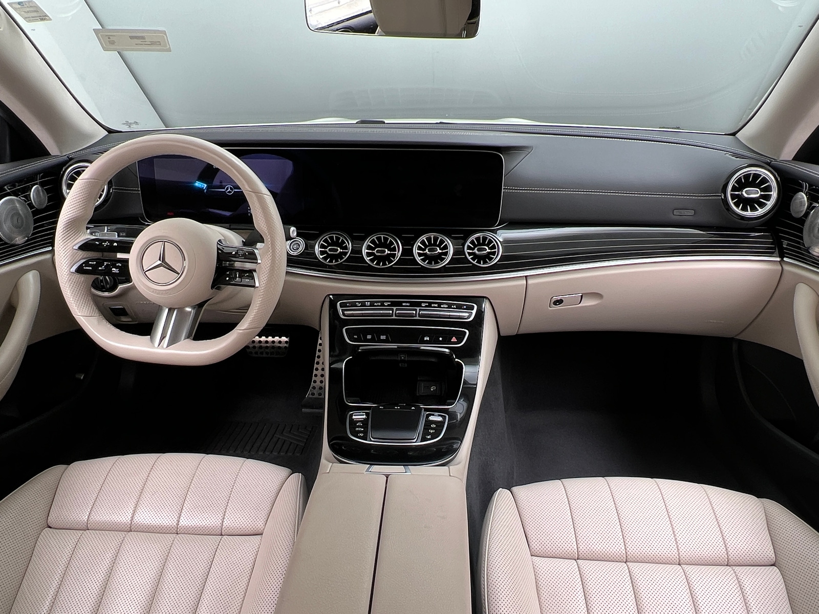 Thumbnail: 2021 Mercedes-Benz E-Class - 2