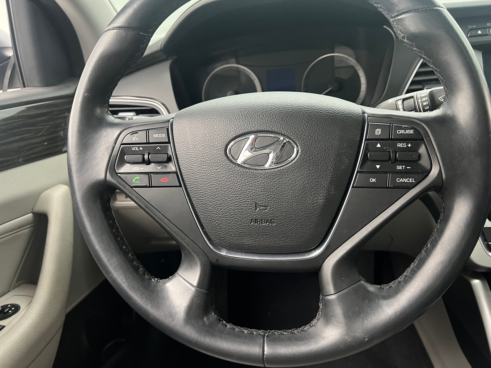 Thumbnail: 2016 Hyundai Sonata - 4