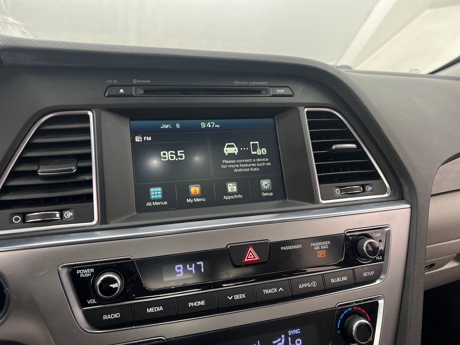 Thumbnail: 2016 Hyundai Sonata - 3