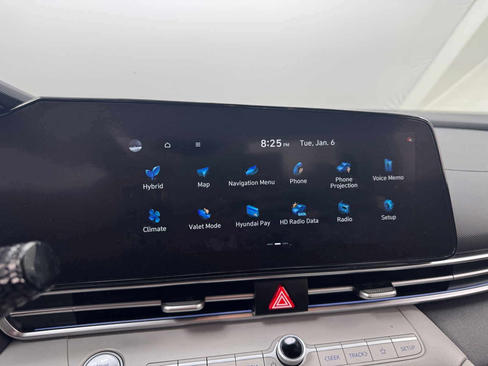 Thumbnail: 2023 Hyundai Elantra - 3