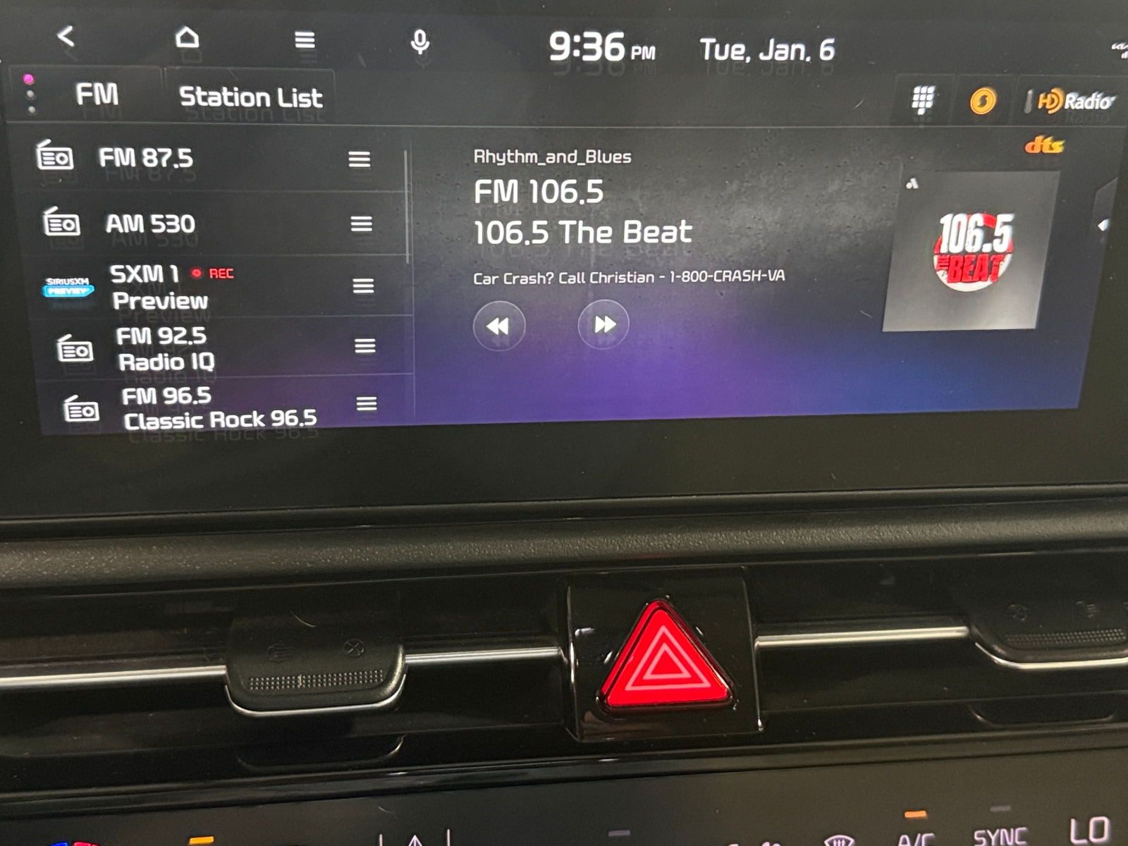 Thumbnail: 2023 Kia Niro - 3