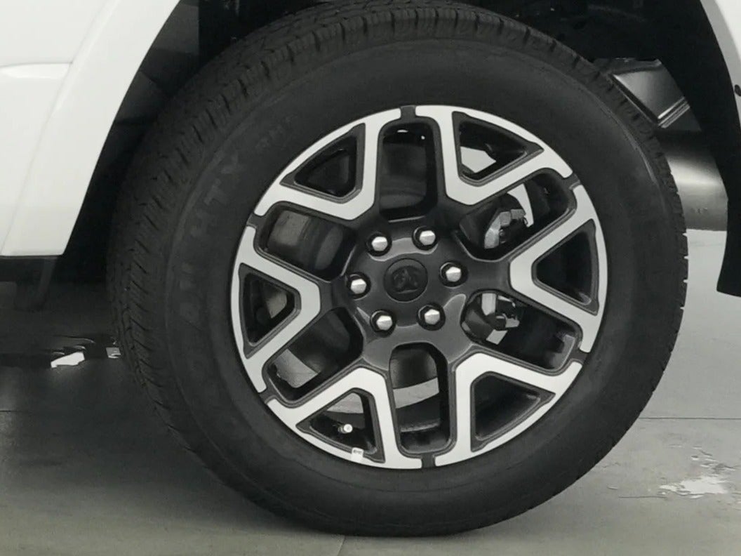 2026 RAM 1500 Laramie - Photo 25