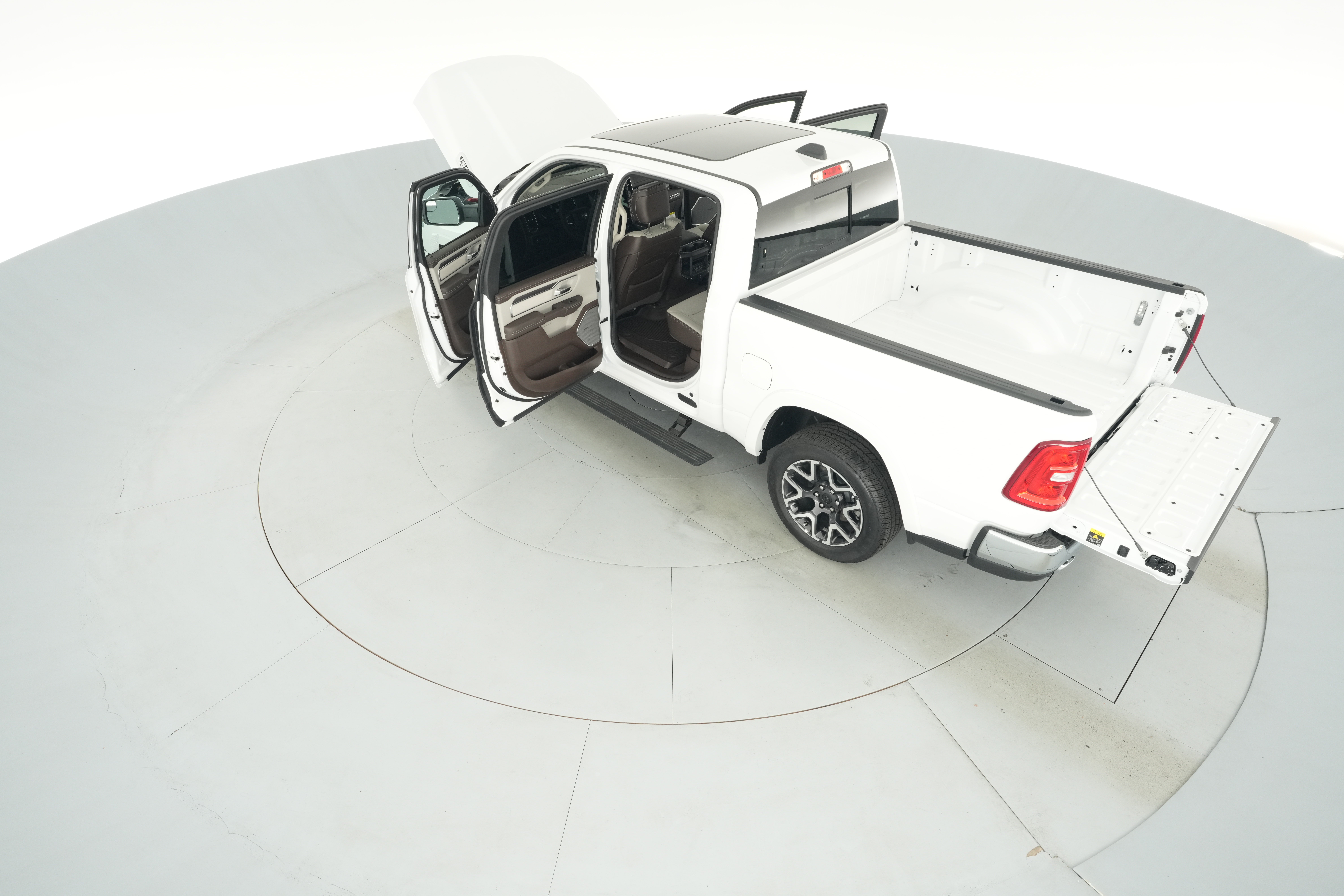 2026 RAM 1500 Laramie - Photo 33