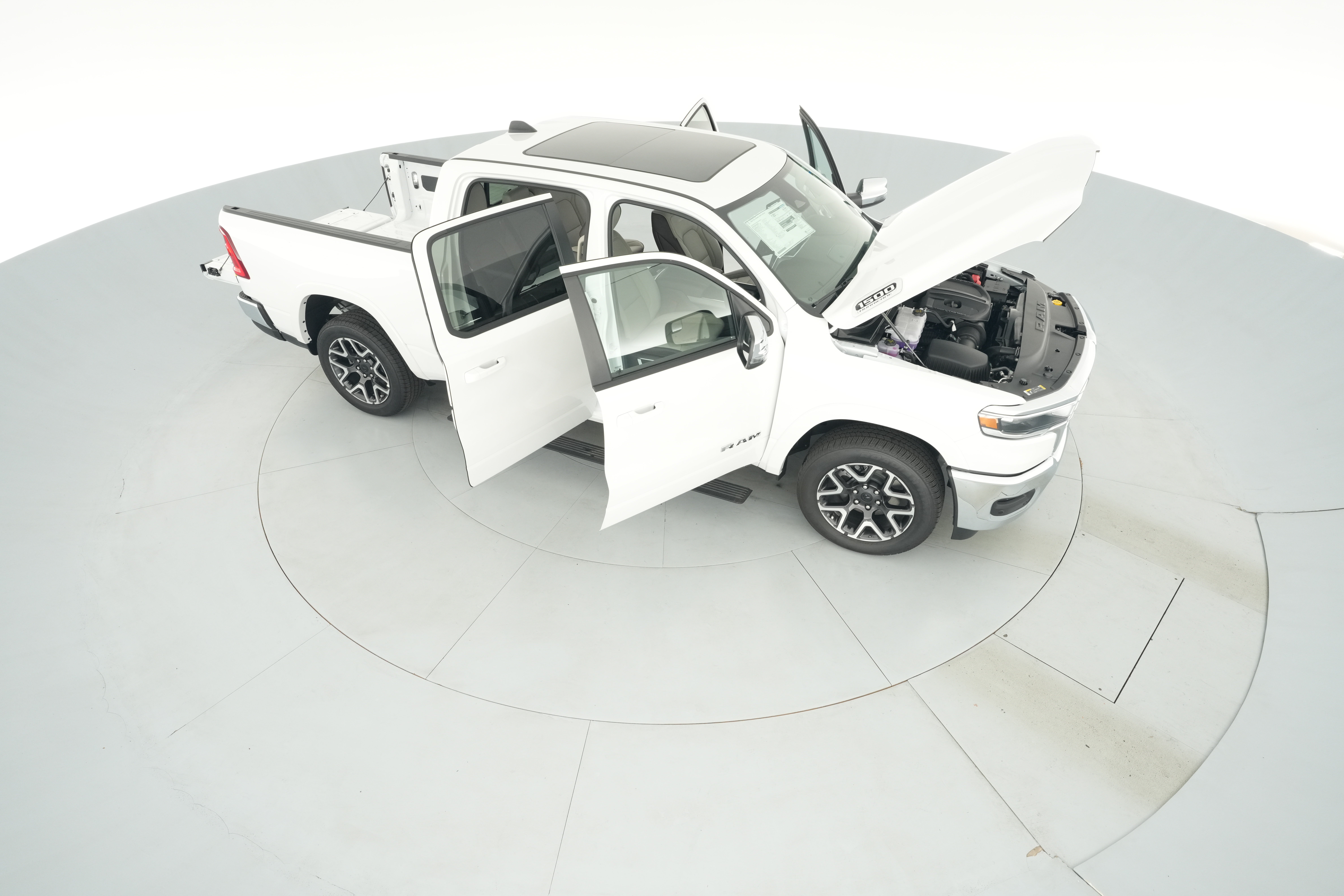 2026 RAM 1500 Laramie - Photo 40