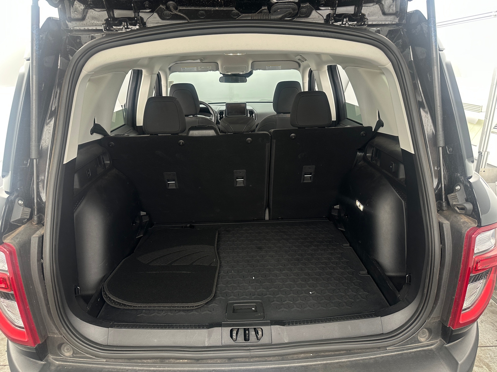 Thumbnail: 2023 Ford Bronco Sport - 7