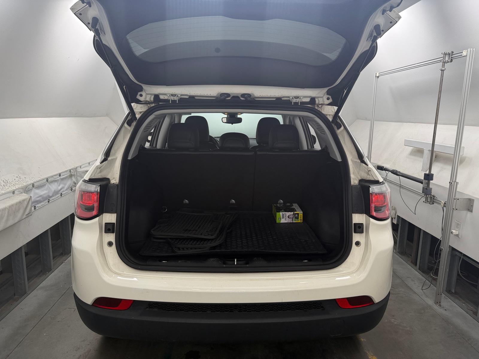 Thumbnail: 2019 Jeep Compass - 6