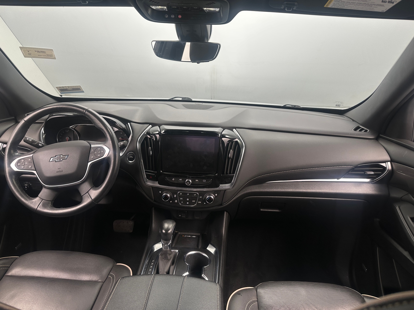 Thumbnail: 2022 Chevrolet Traverse - 2